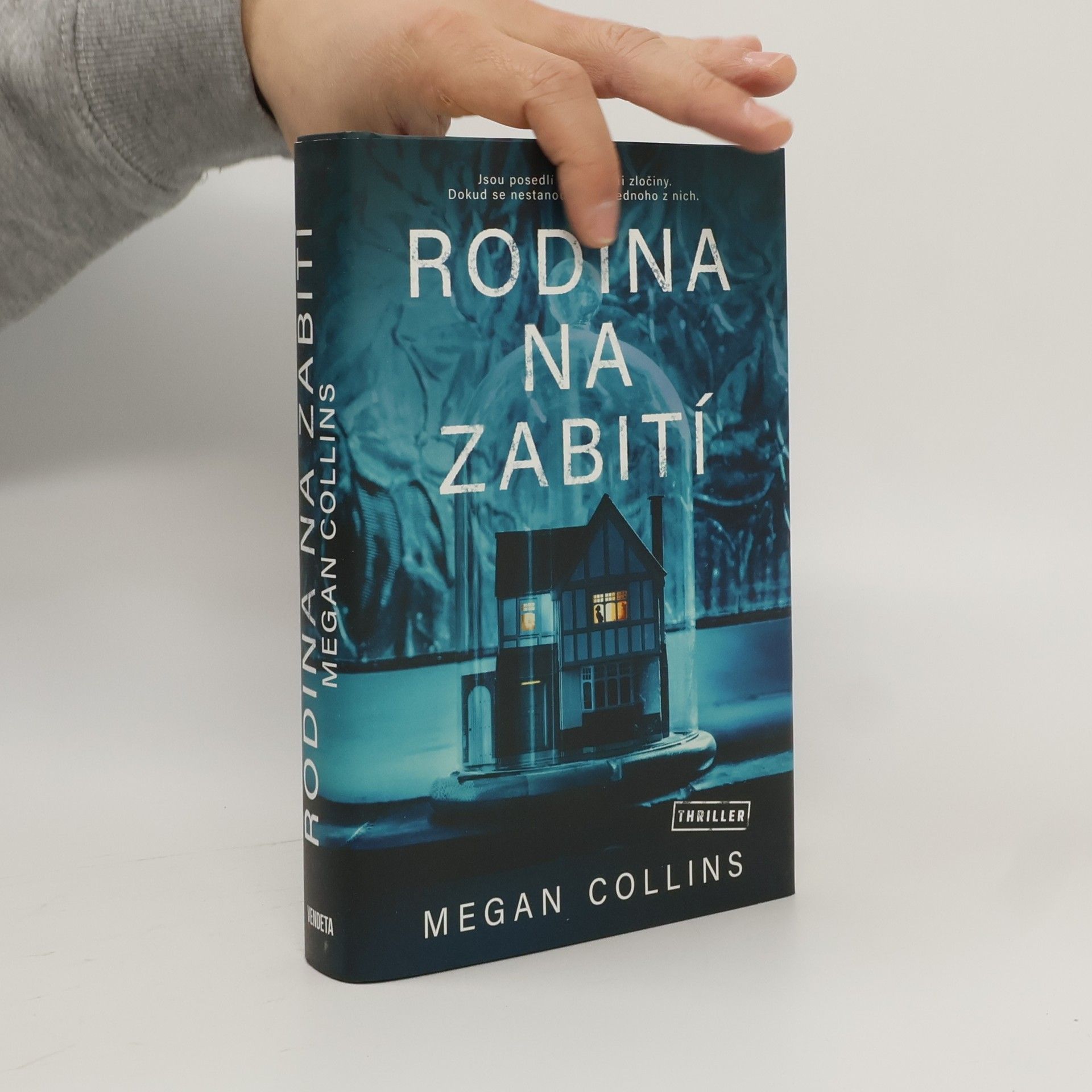 Megan Collins Rodina na zabití