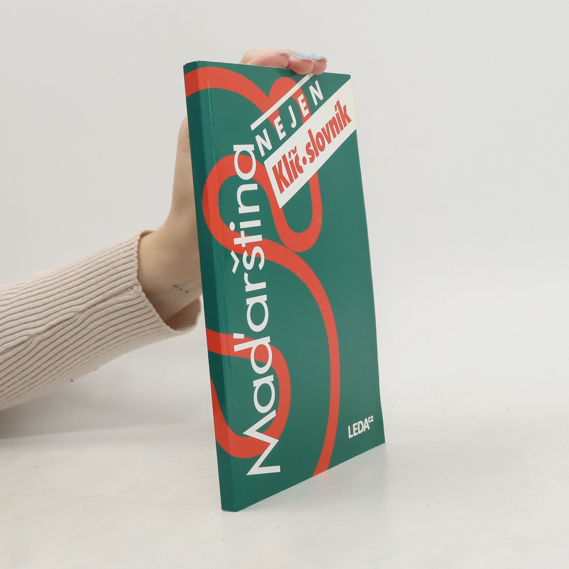 Angelika Schreierivá Maďarština nejen pro samouky. Klíč, slovník