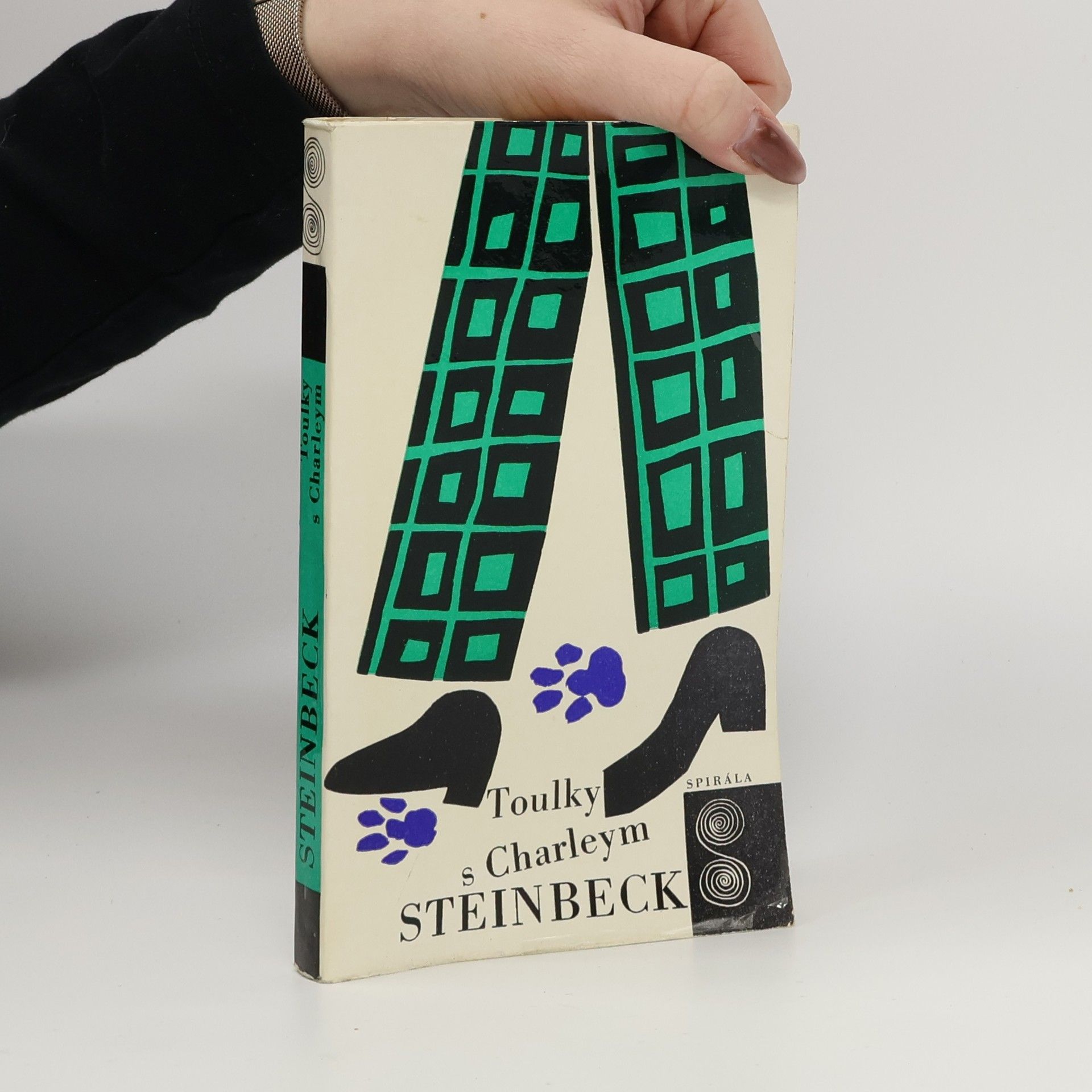 John Steinbeck Toulky s Charleym za poznáním Ameriky