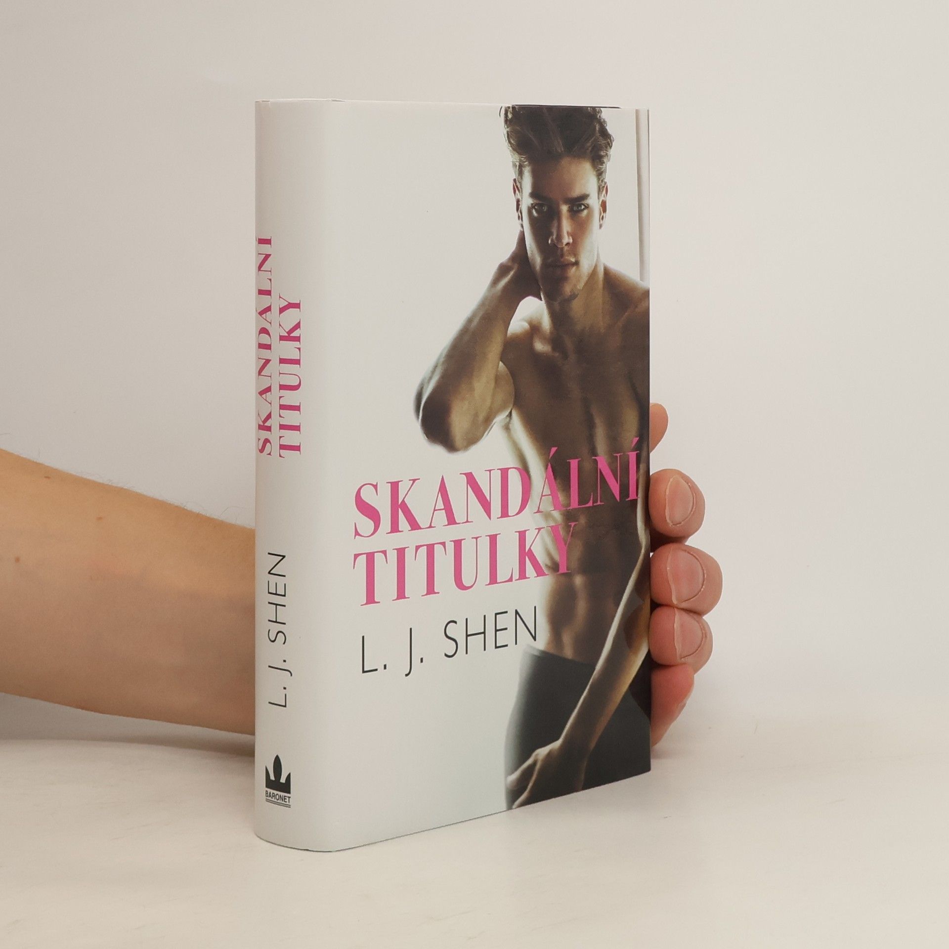 L. J. Shen Skandální titulky