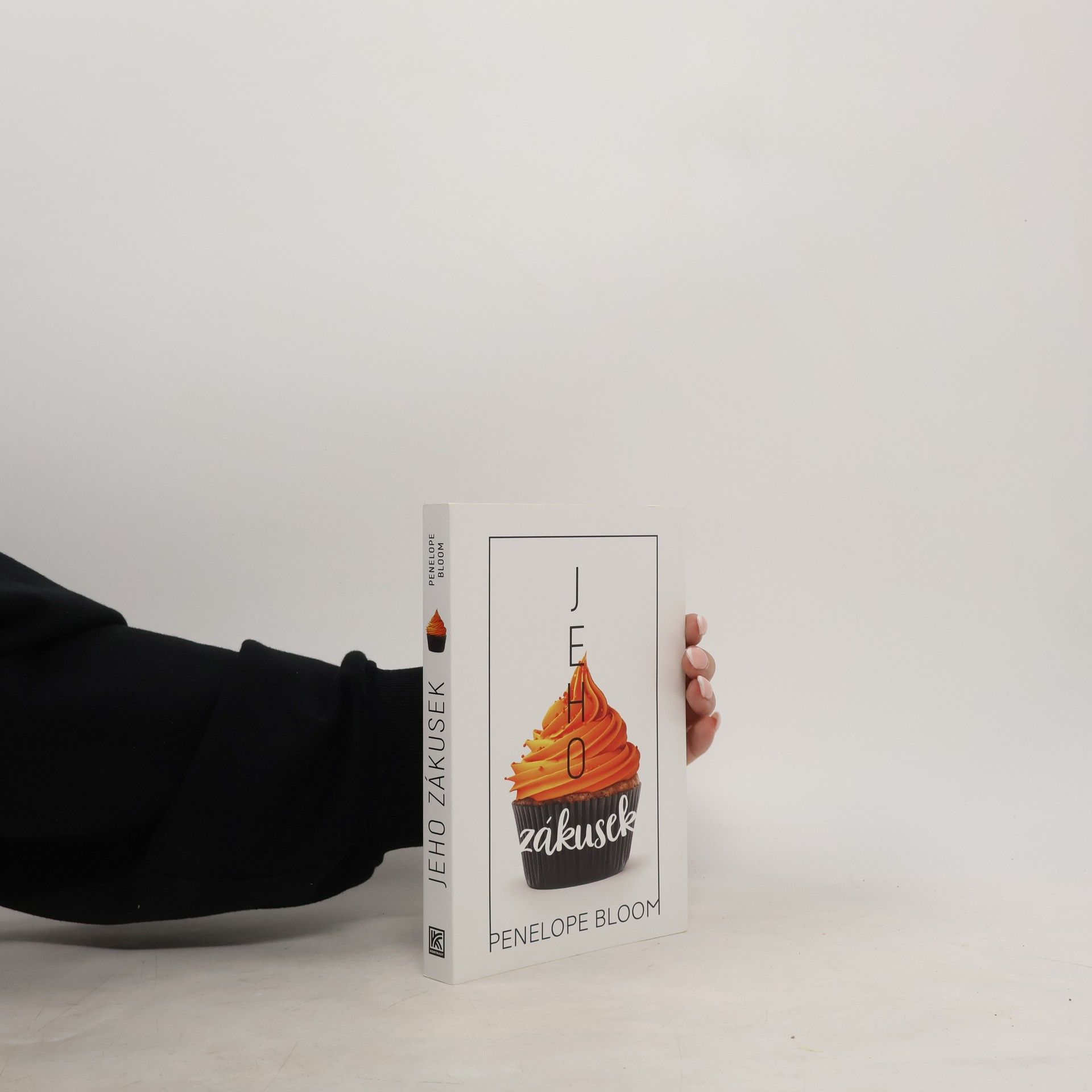 Penelope Bloom Jeho zákusek