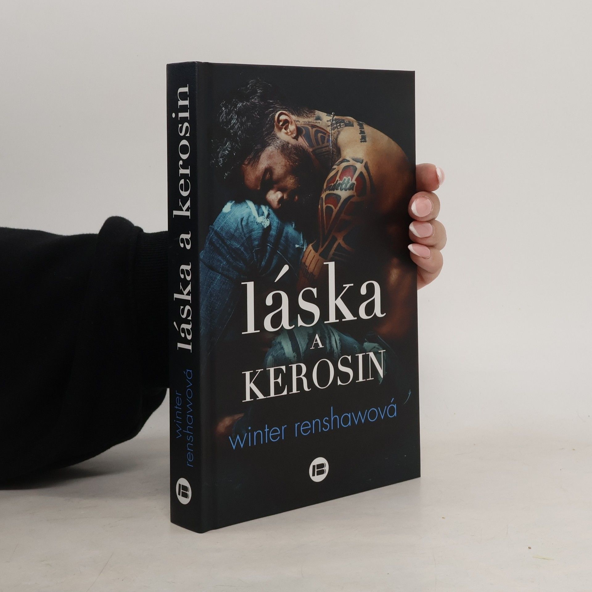 Winter Renshaw Láska a kerosin