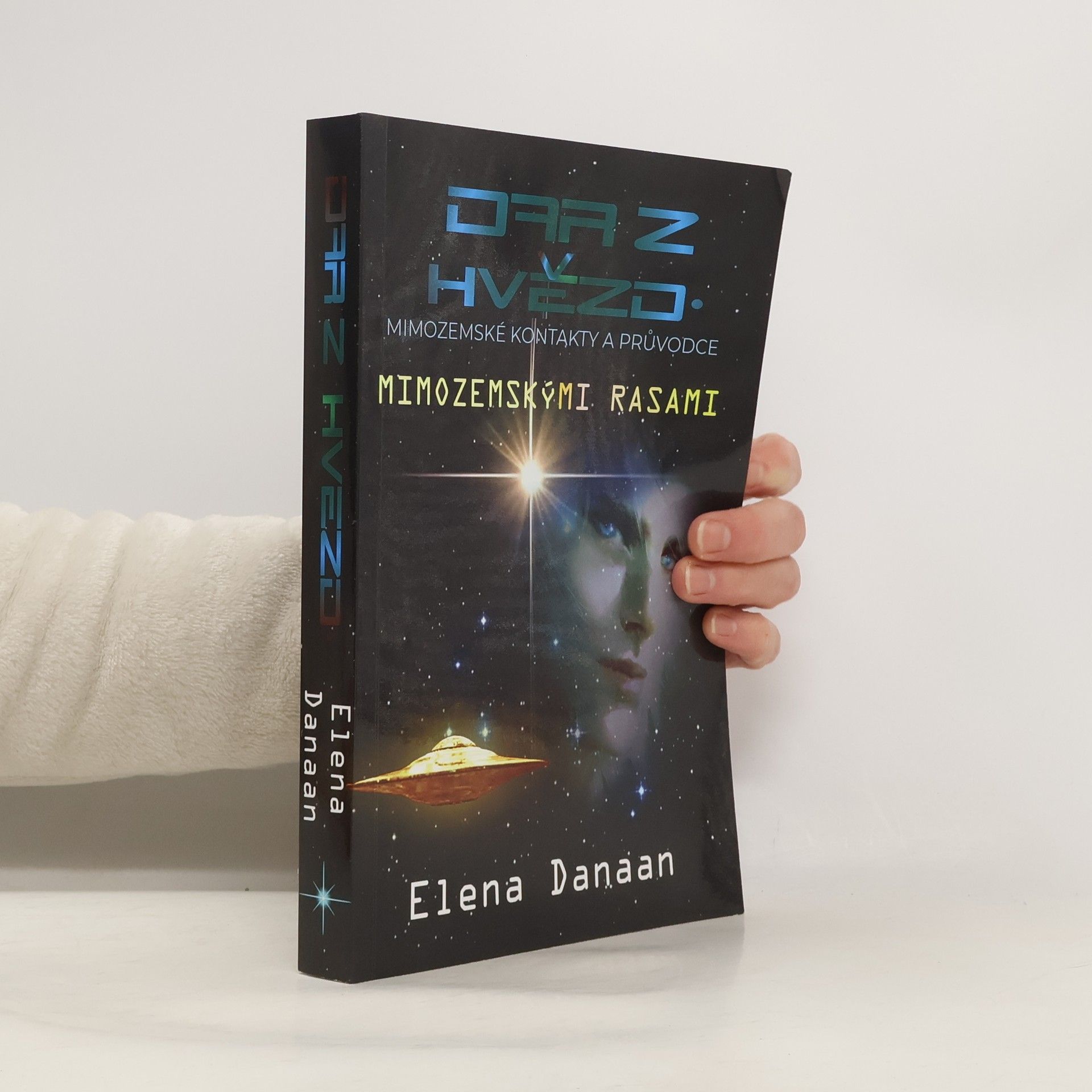 Elena Danaan Dar z hvězd