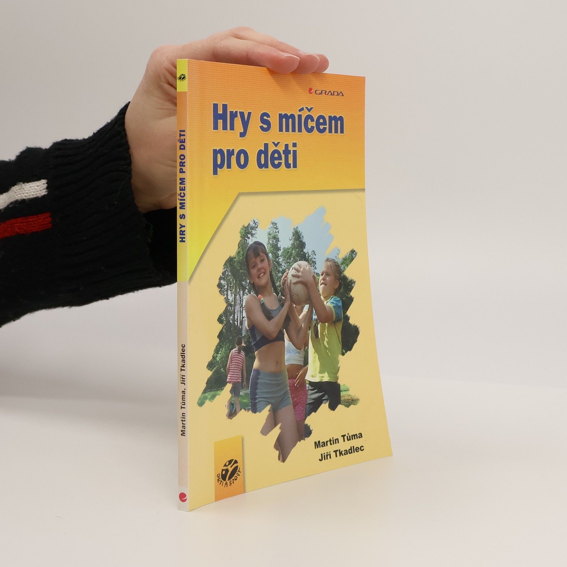 Hry s míčem pro děti