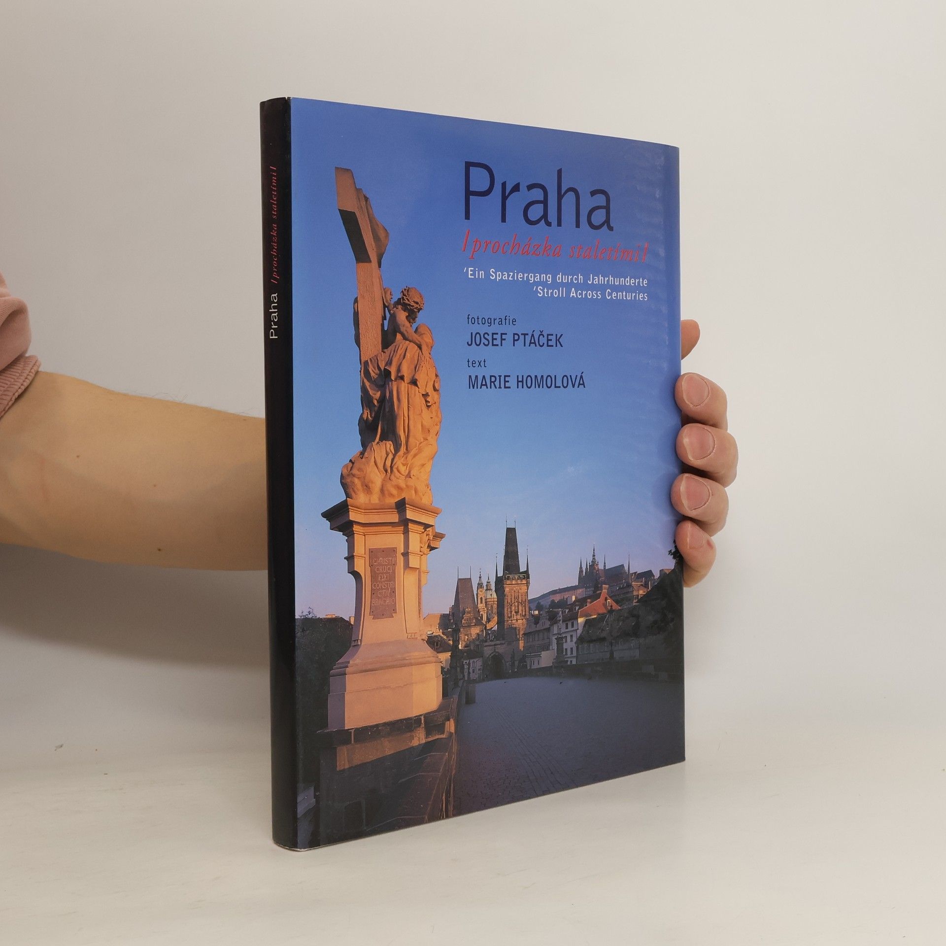 PRAHA - procházka staletími