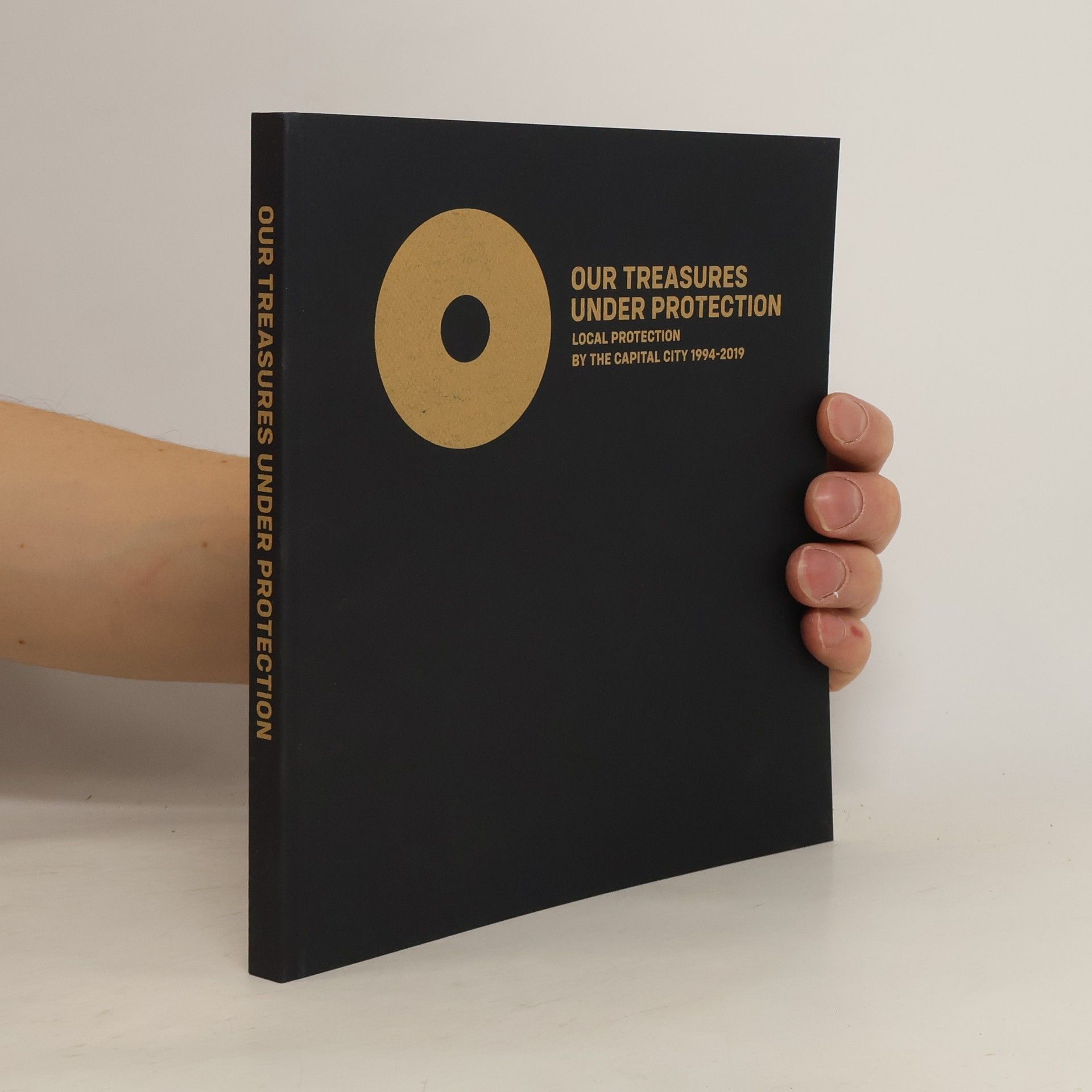 Budapest (Hongria). Városháza Our Treasures Under Protection