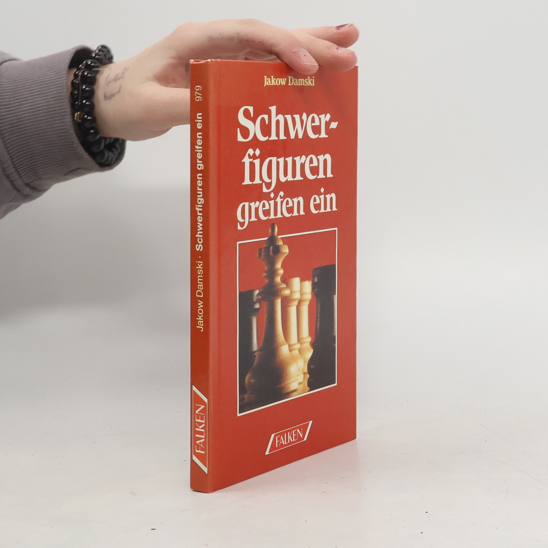 I︠A︡kov Vladimirovich Damskiĭ Schwerfiguren greifen ein