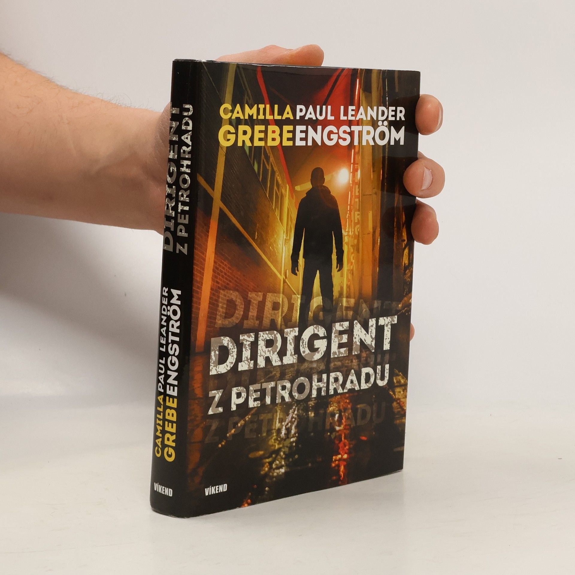 Camilla Grebe Dirigent z Petrohradu