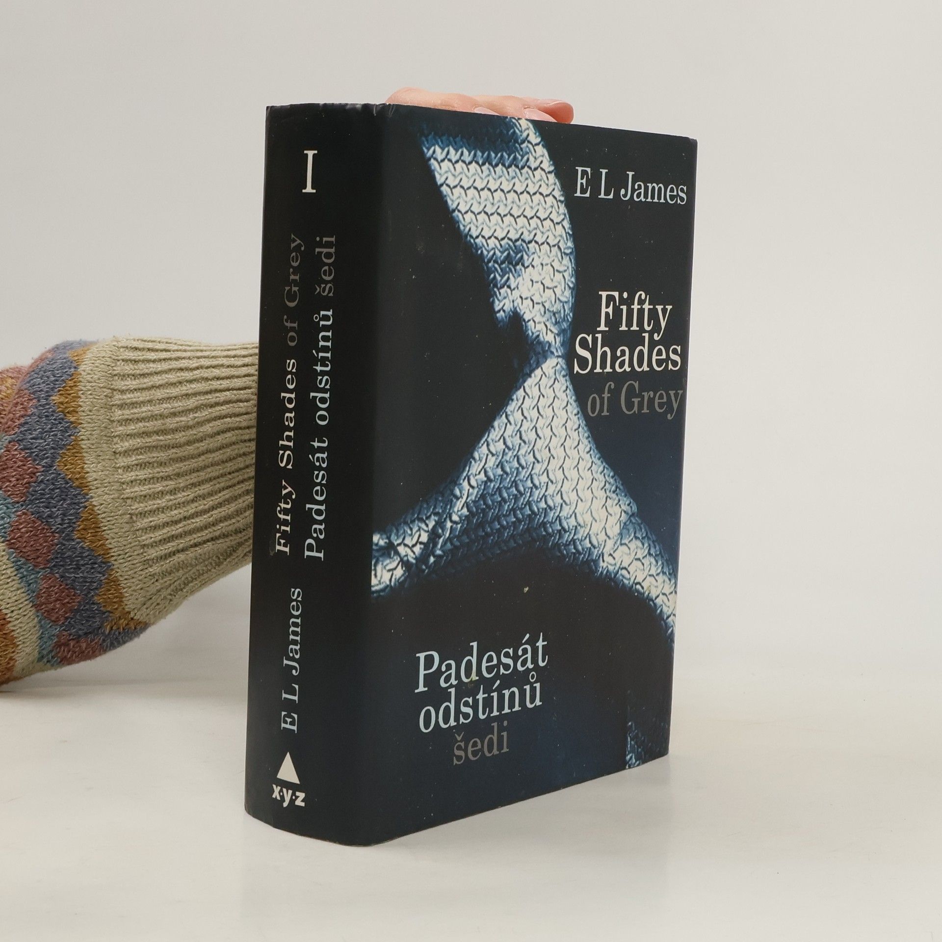 E L James Padesát odstínů šedi