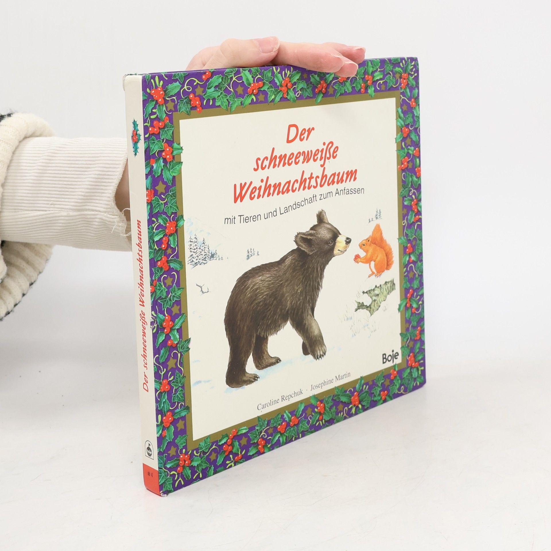 Der schneeweiße Weihnachtsbaum. Mit Tieren und Landschaft zum Anfassen.