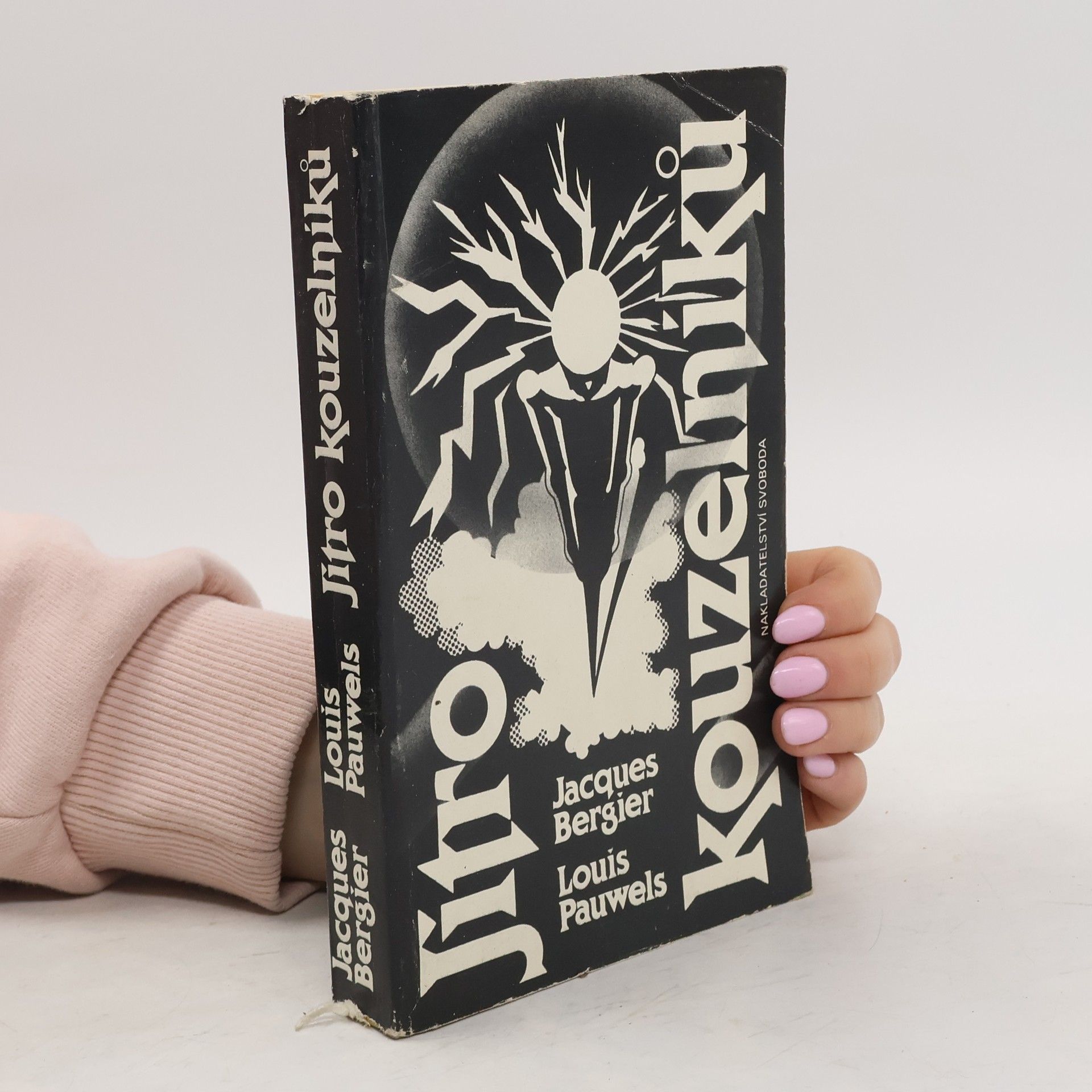 Louis Pauwels Jitro kouzelníků