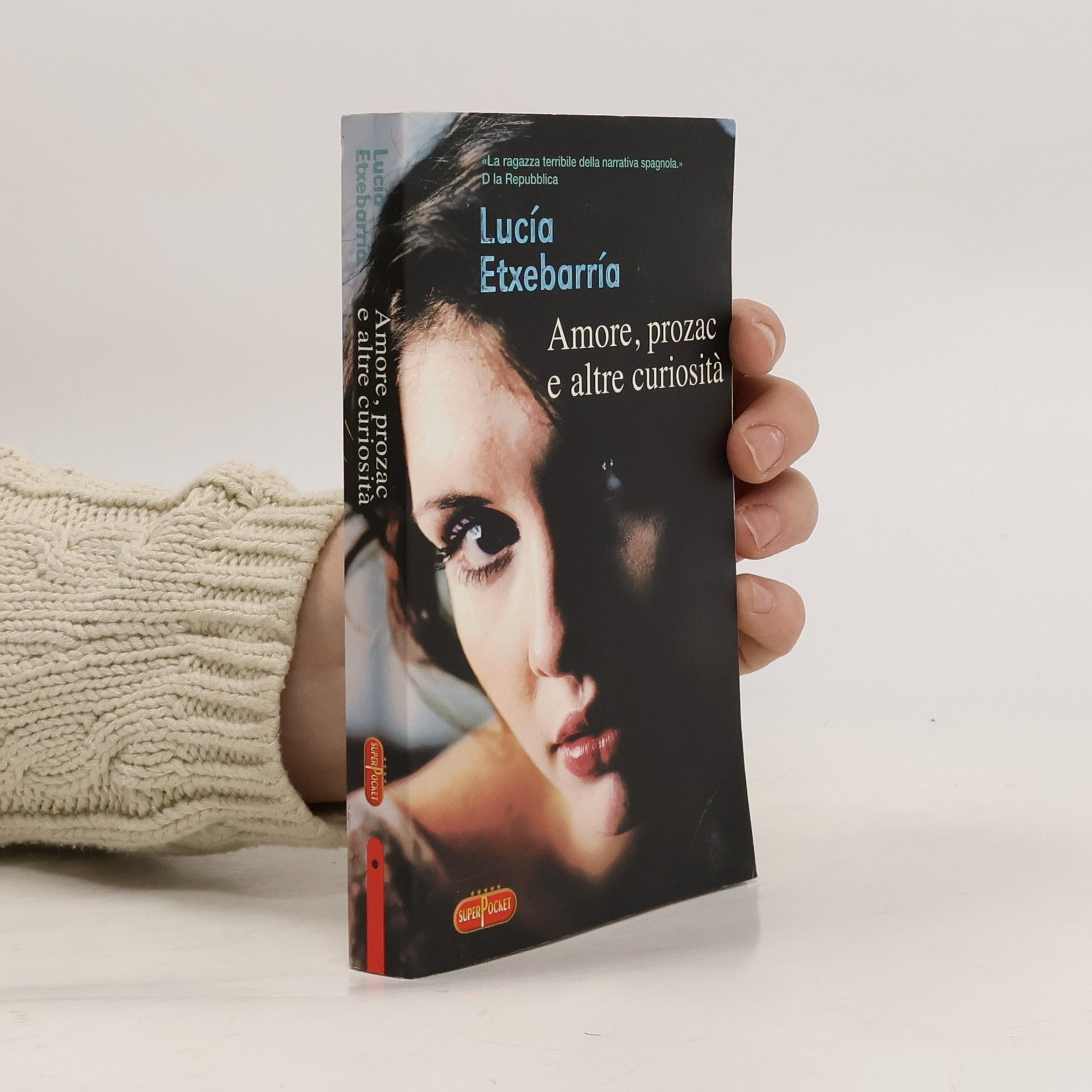 Lucía Etxebarria Amore, Prozac e altre curiosità