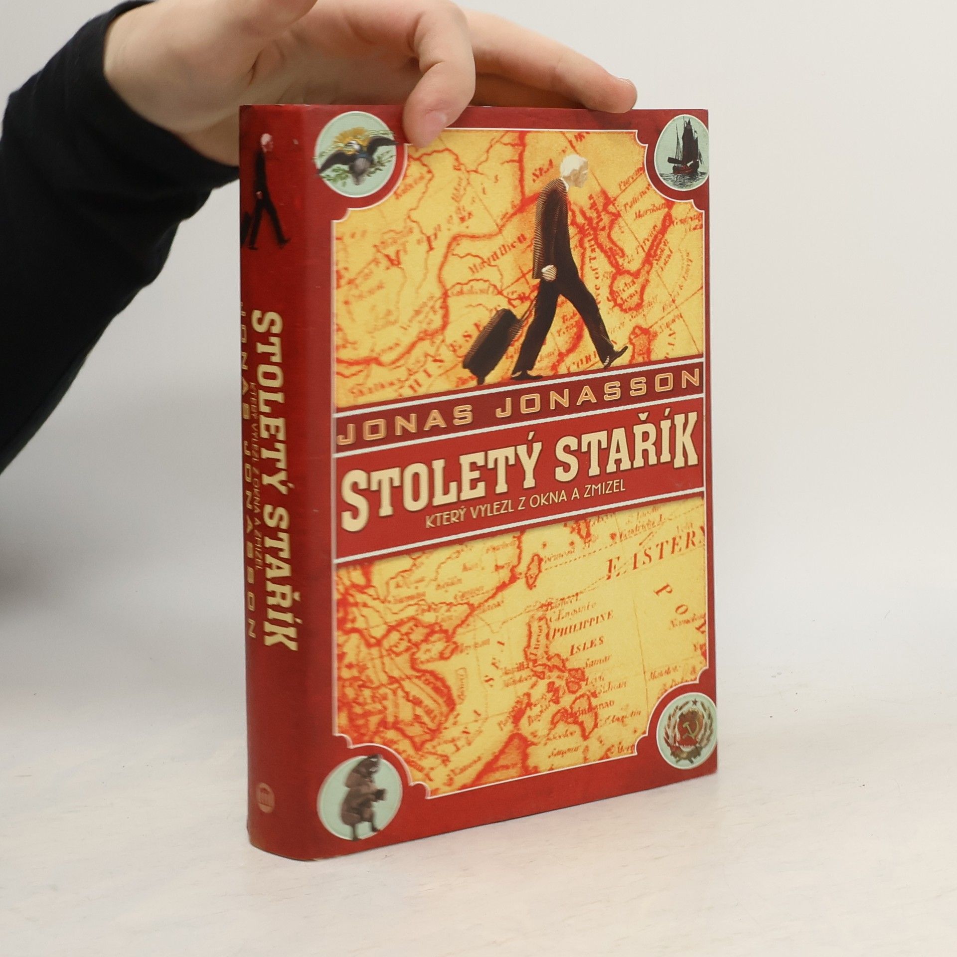 Jonas Jonasson Stoletý stařík, který vylezl z okna a zmizel