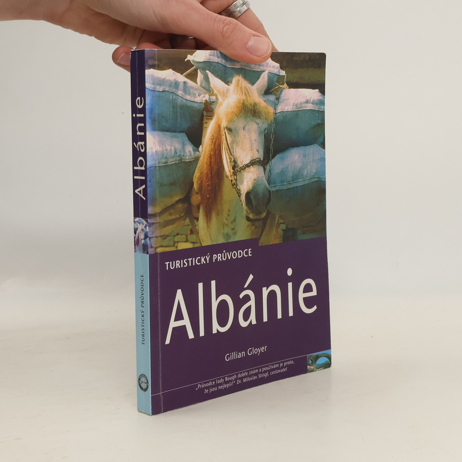 Gillian Gloyer Albánie