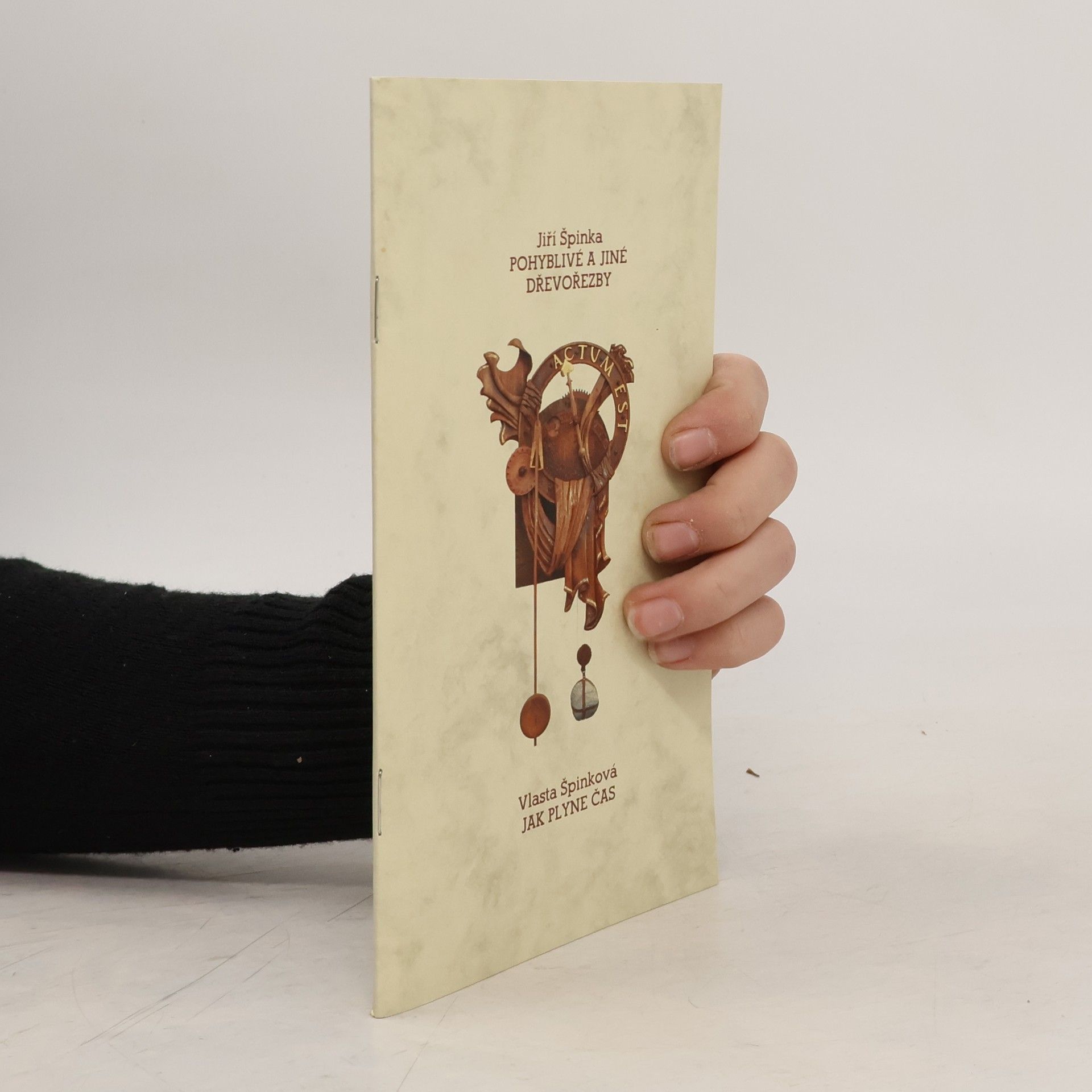 Pohyblivé a jiné dřevořezby / Jak plyne čas