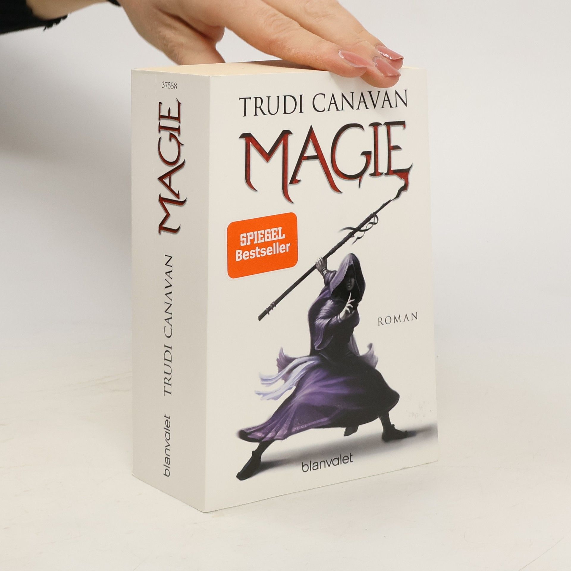 Trudi Canavan Magie
