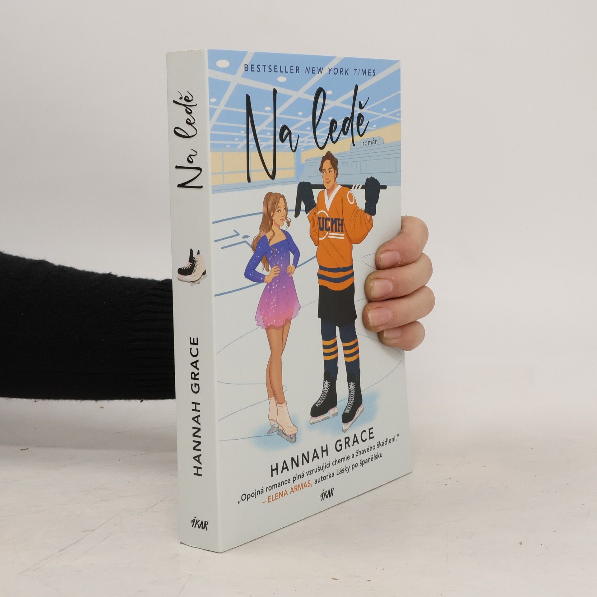 Hannah Grace Na ledě