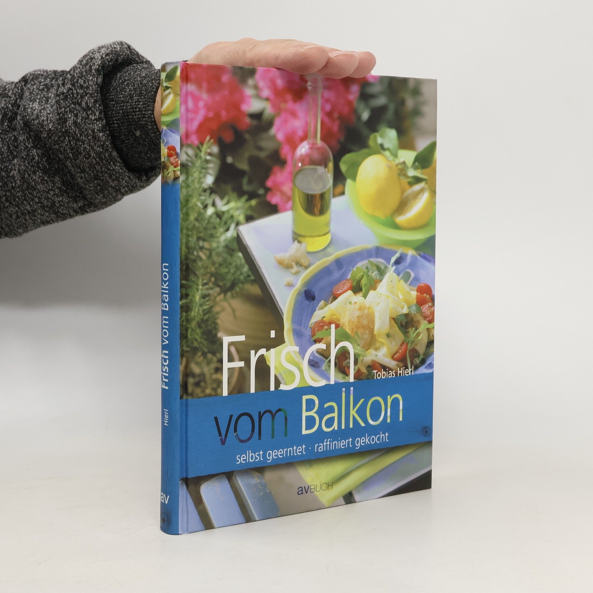 Tobias Hierl Frisch vom Balkon