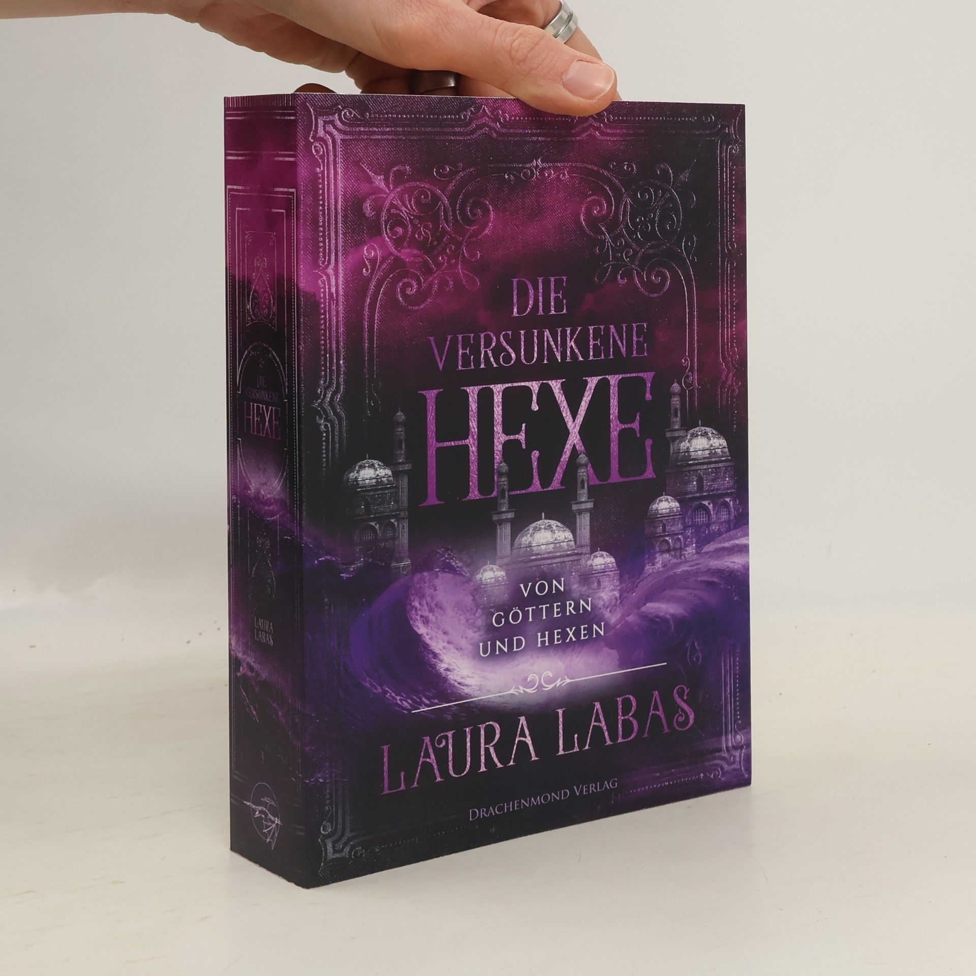 Laura Labas Die versunkene Hexe. Von Göttern und Hexen