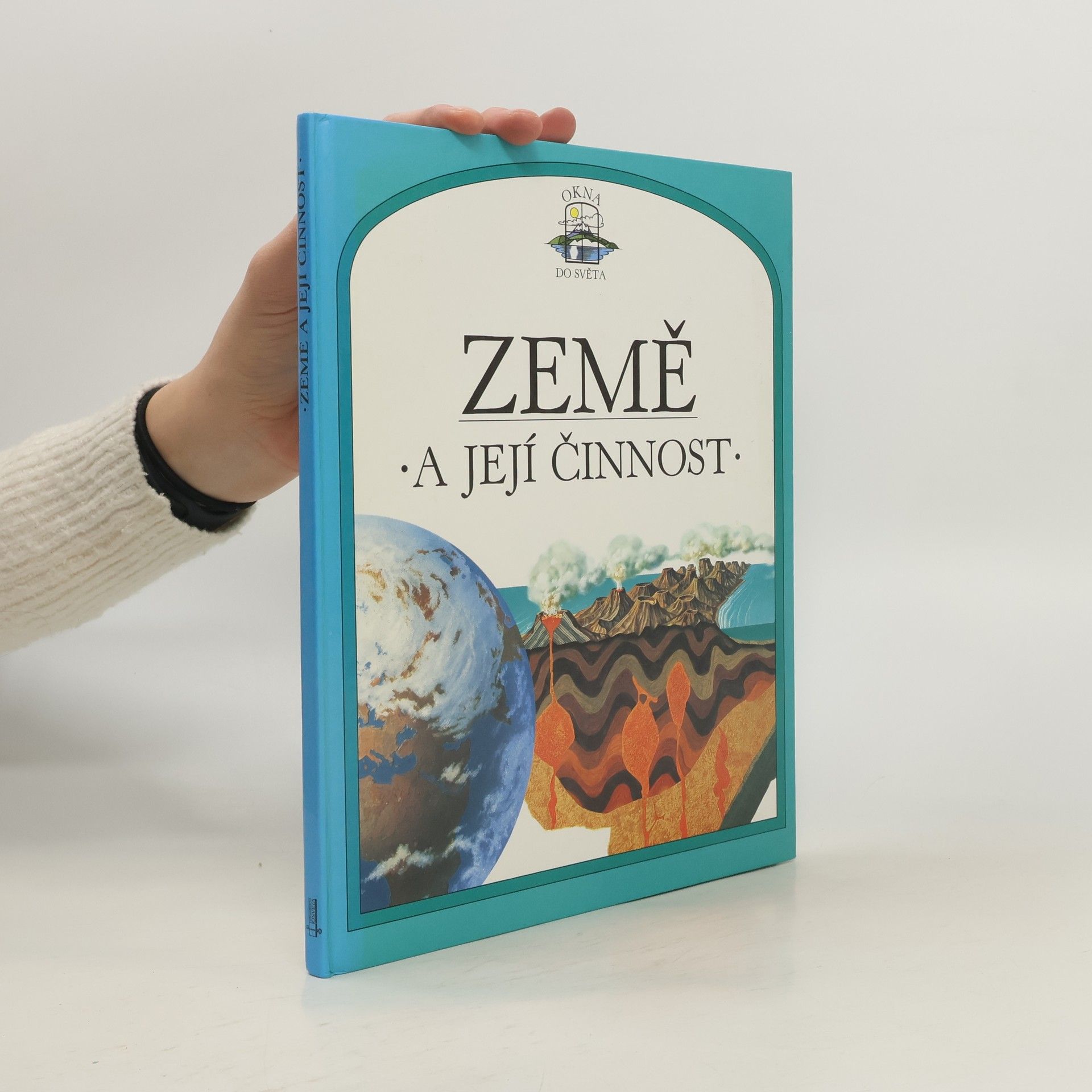 Steve Parker Země a její činnost