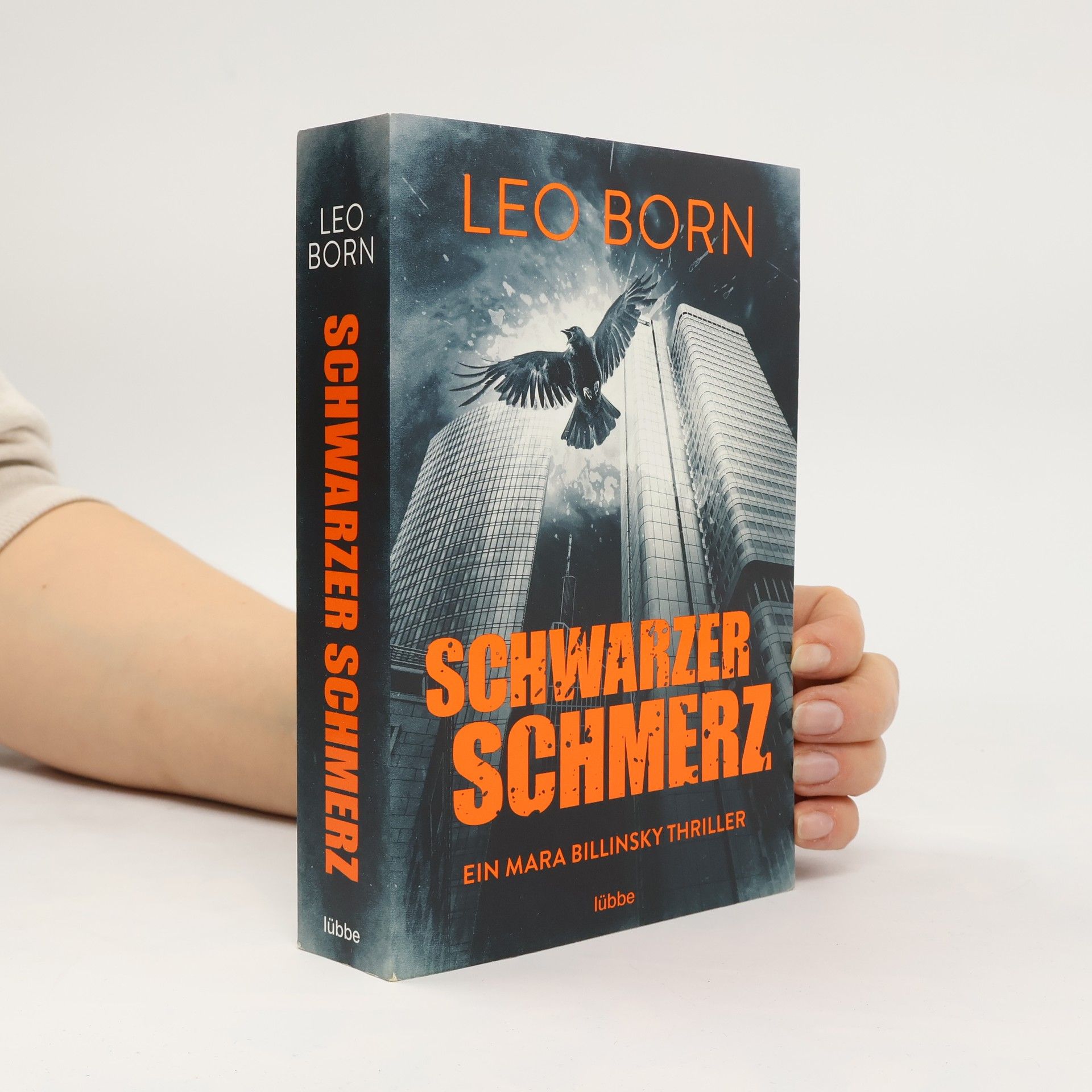 Leo Born Schwarzer Schmerz