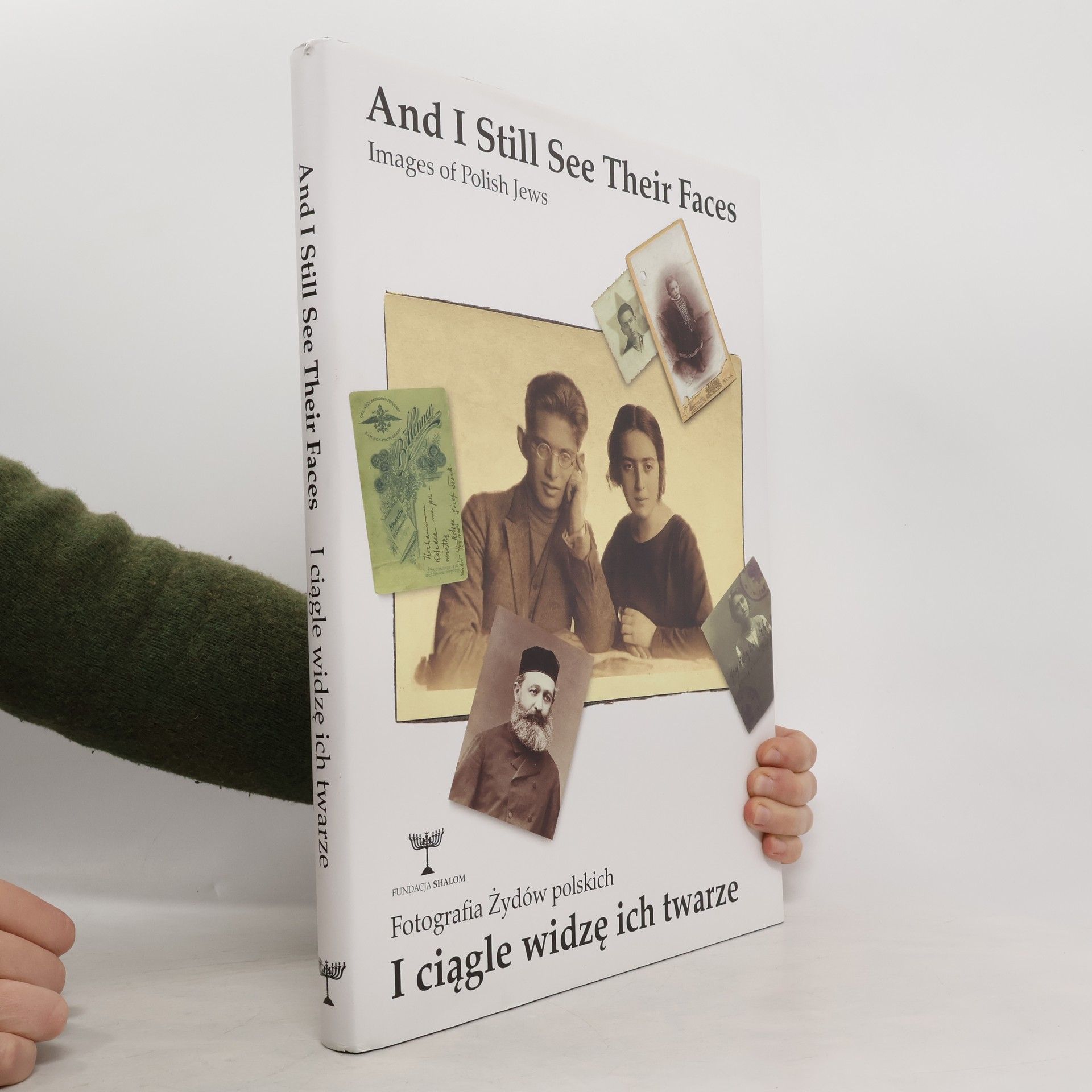 Autorenkollektiv And I Still See Their Faces. I ciagle widze ich twarze