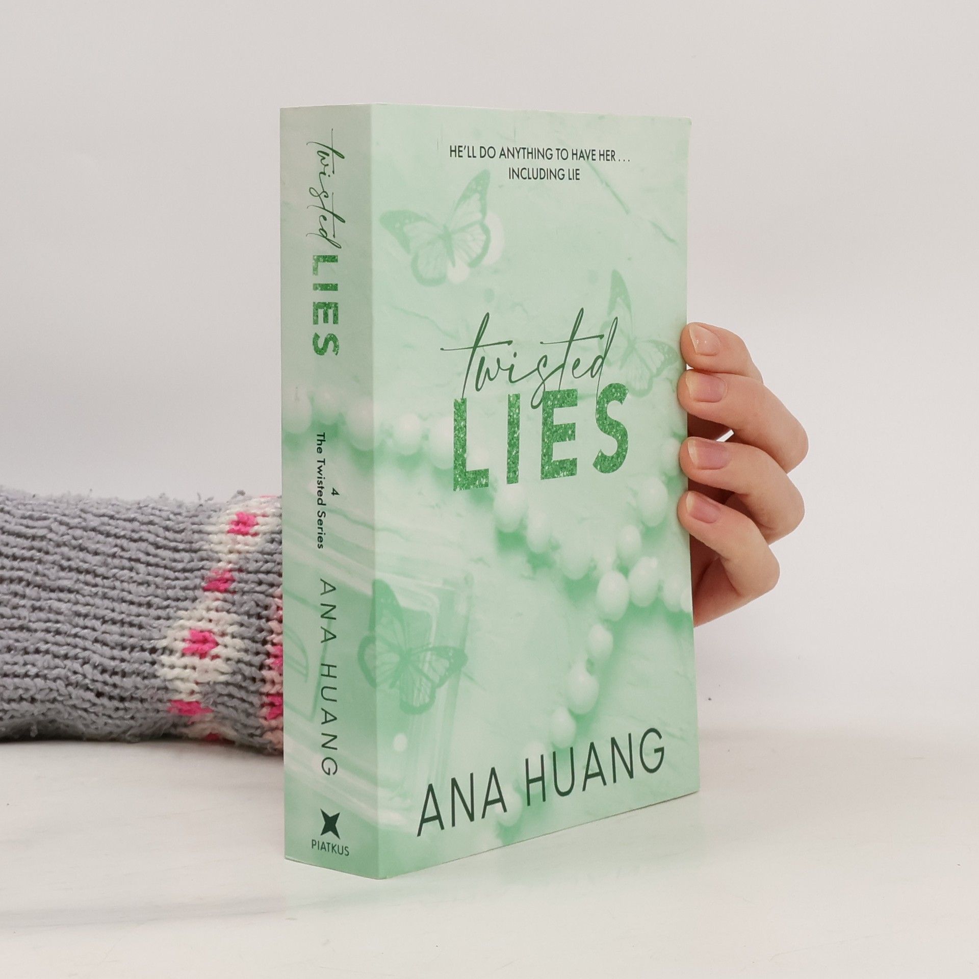 Ana Huang Twisted lies