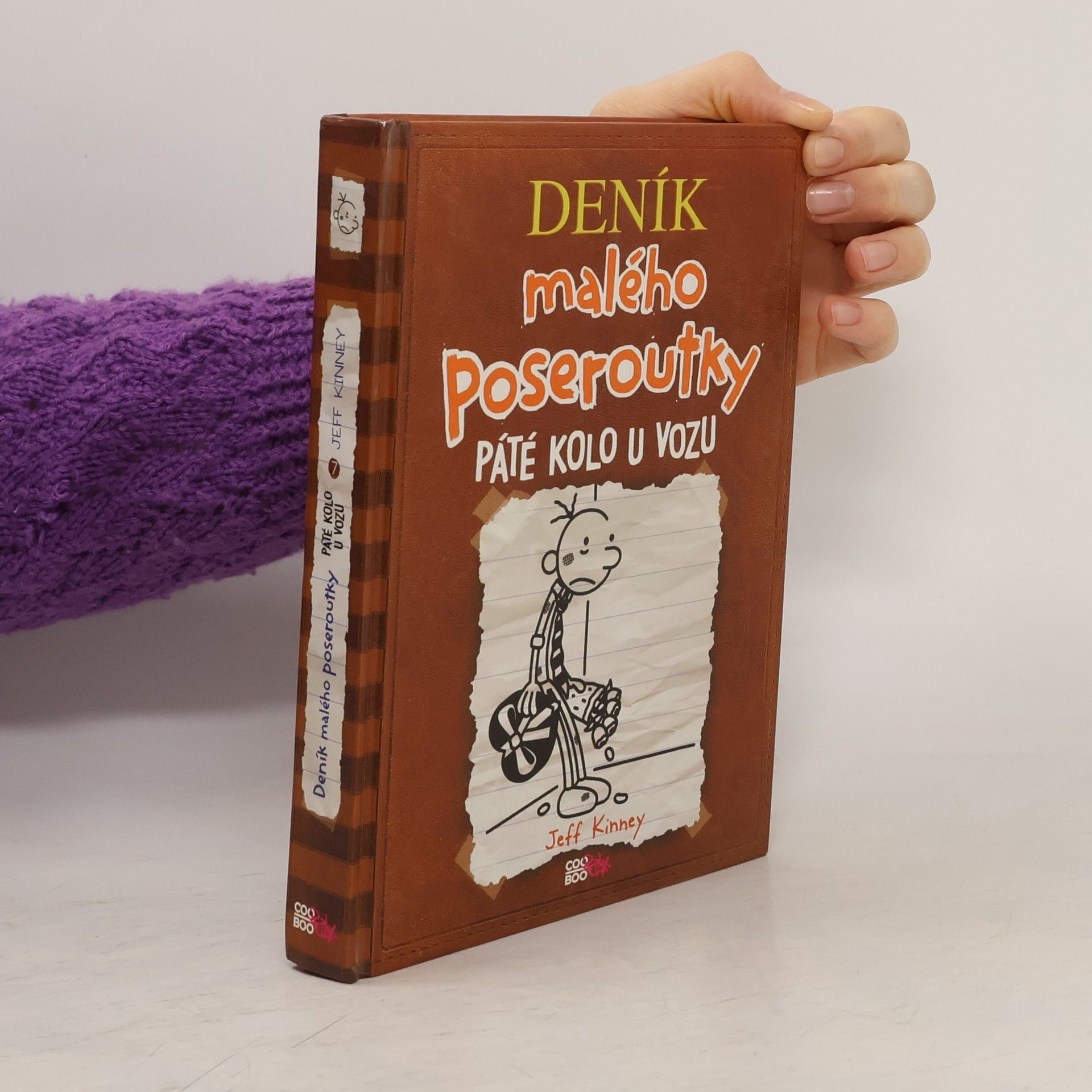 Jeff Kinney Deník malého poseroutky 7. Páté kolo u vozu