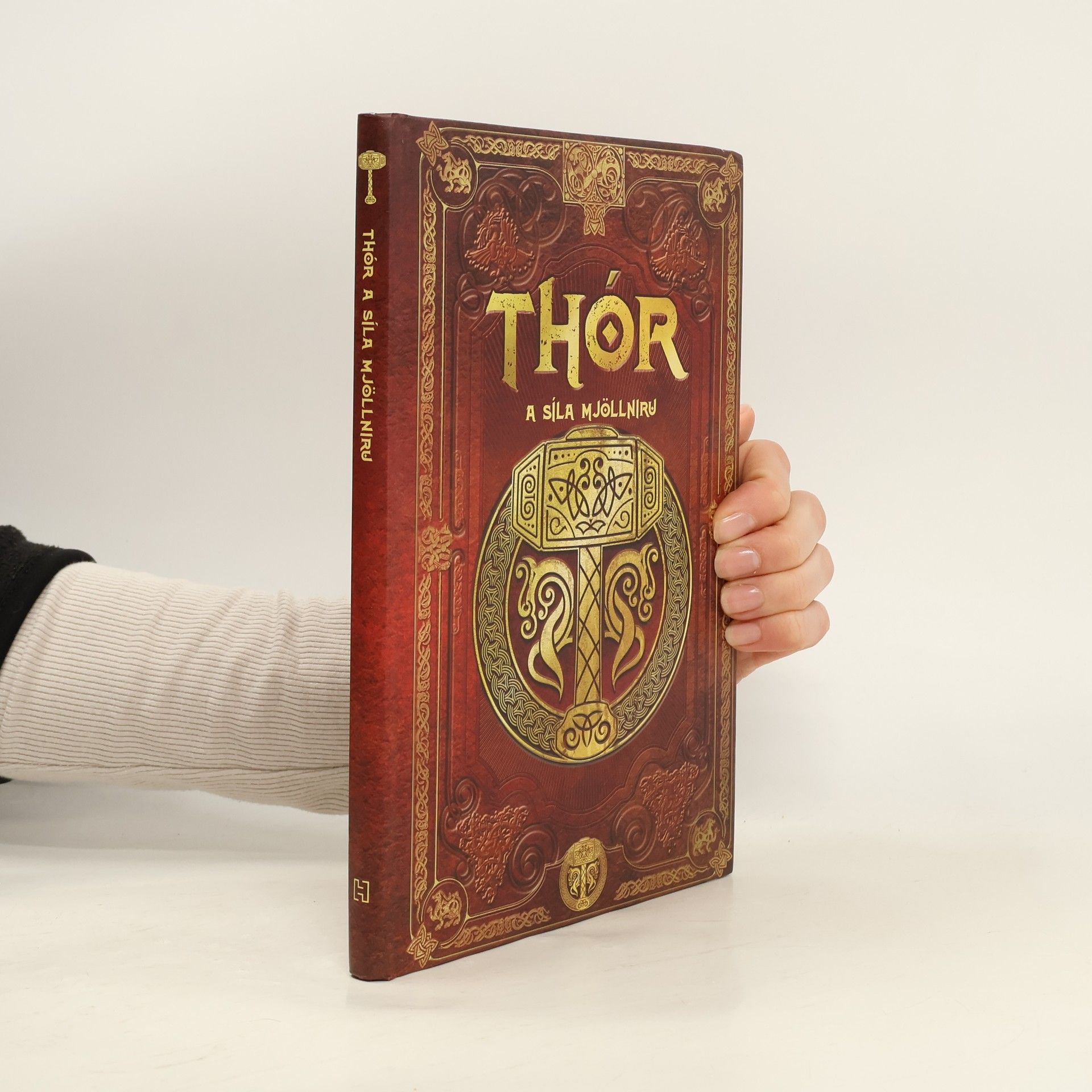 Thór a síla Mjöllniru