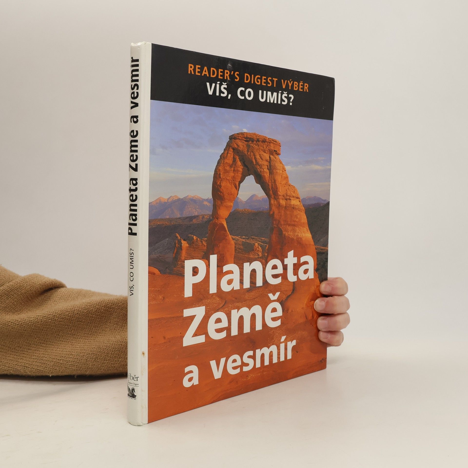 Justin F. Scroggie Planeta Země a vesmír