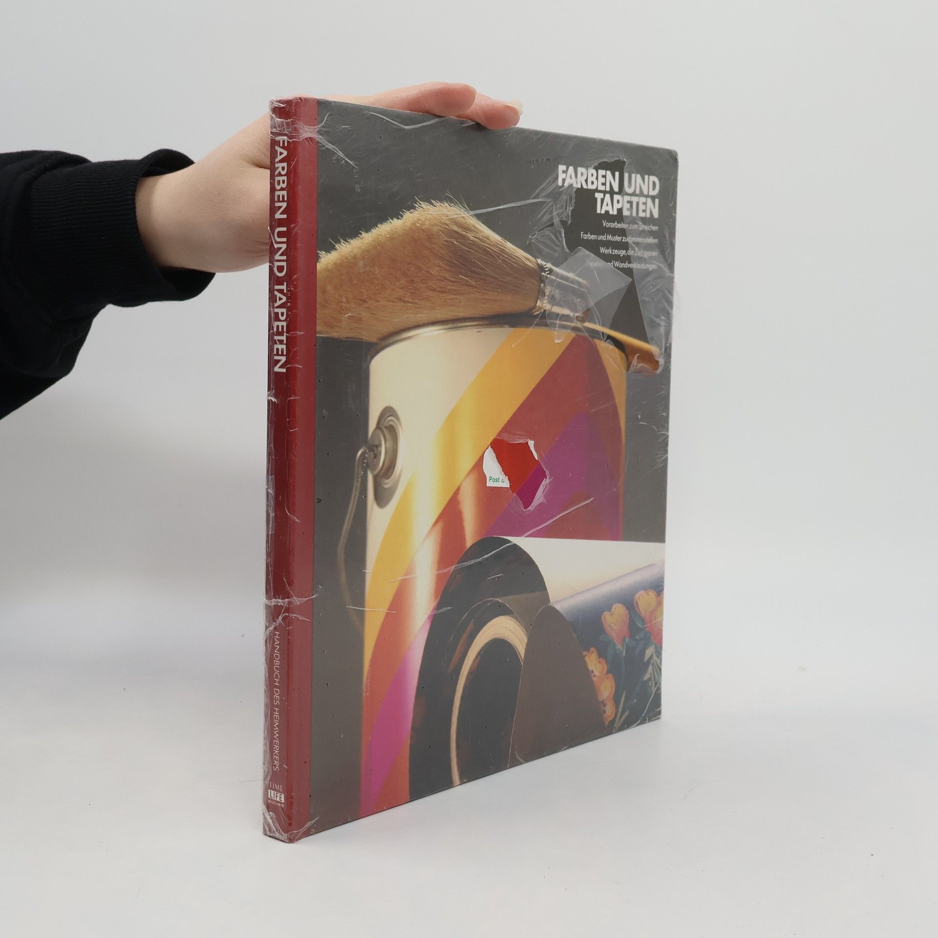 Farben und Tapeten