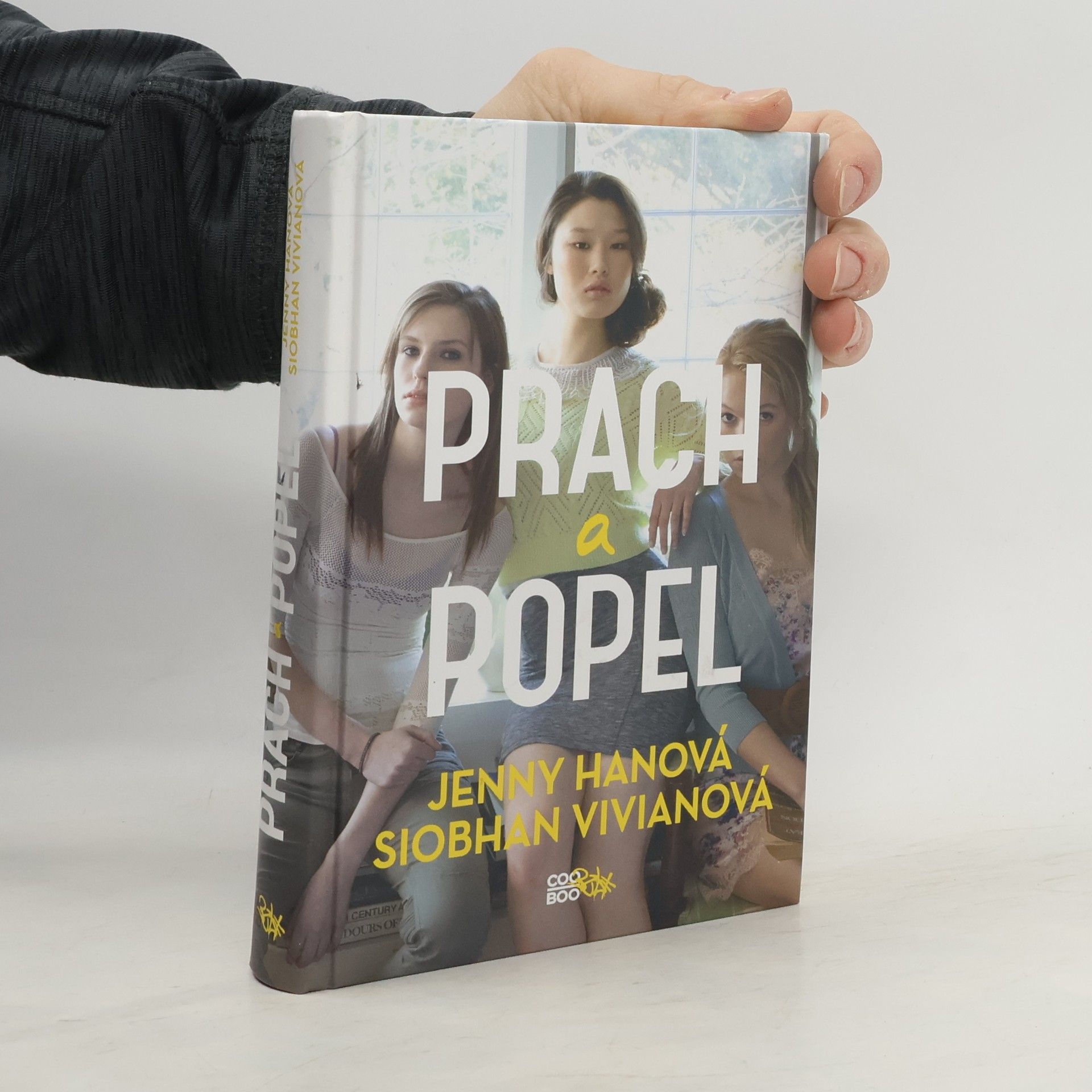 Jenny Han Prach a popel