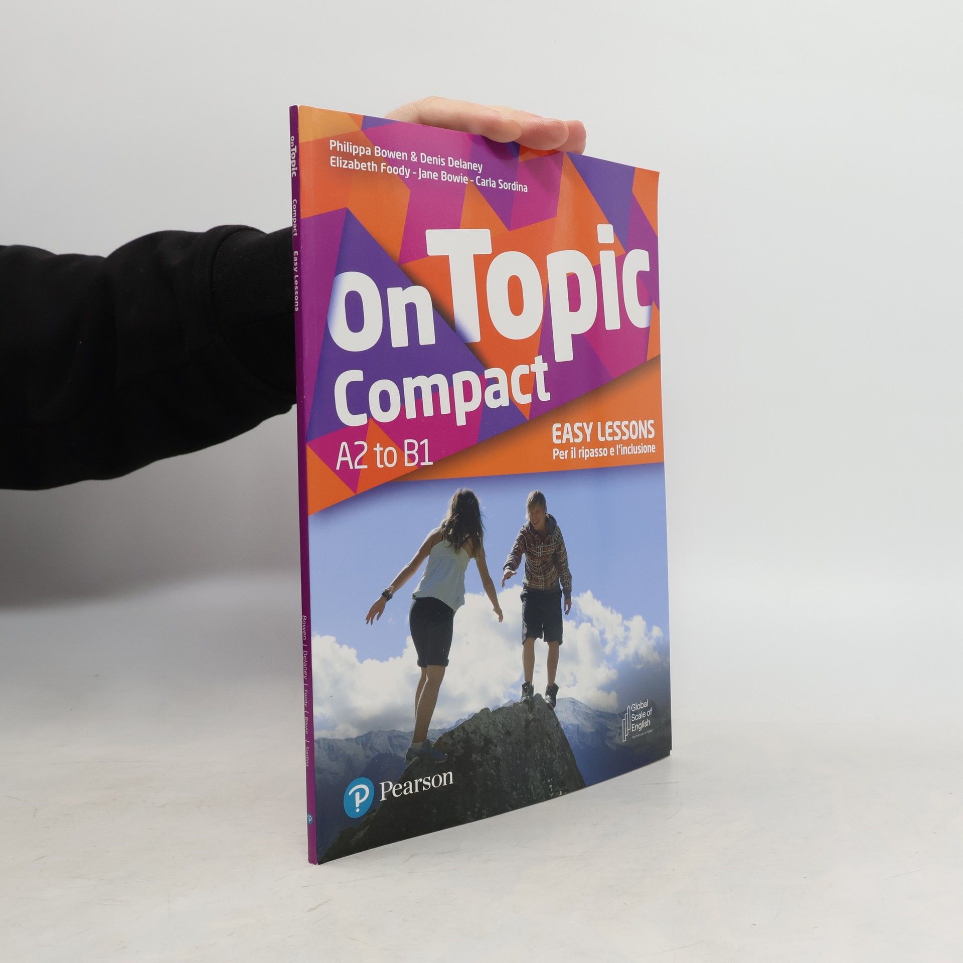 AA.VV. On Topic Compact A2 to B1