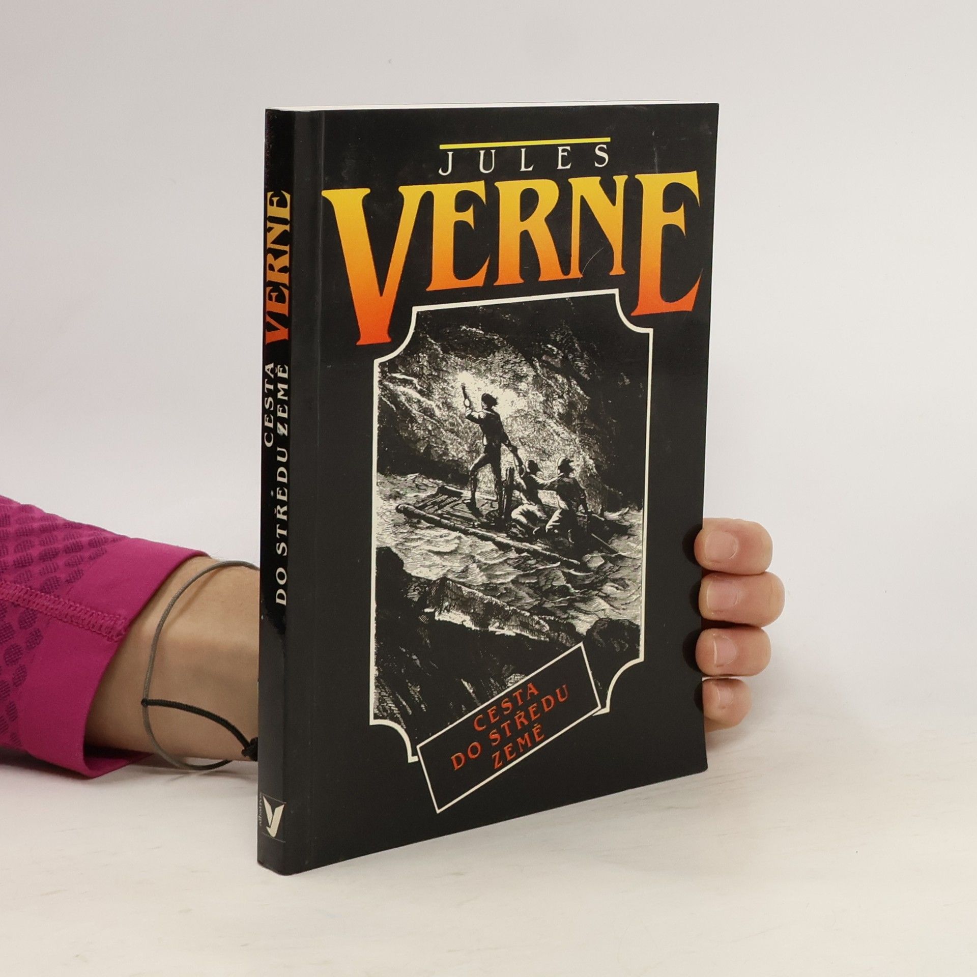 Jules Verne Cesta do středu země