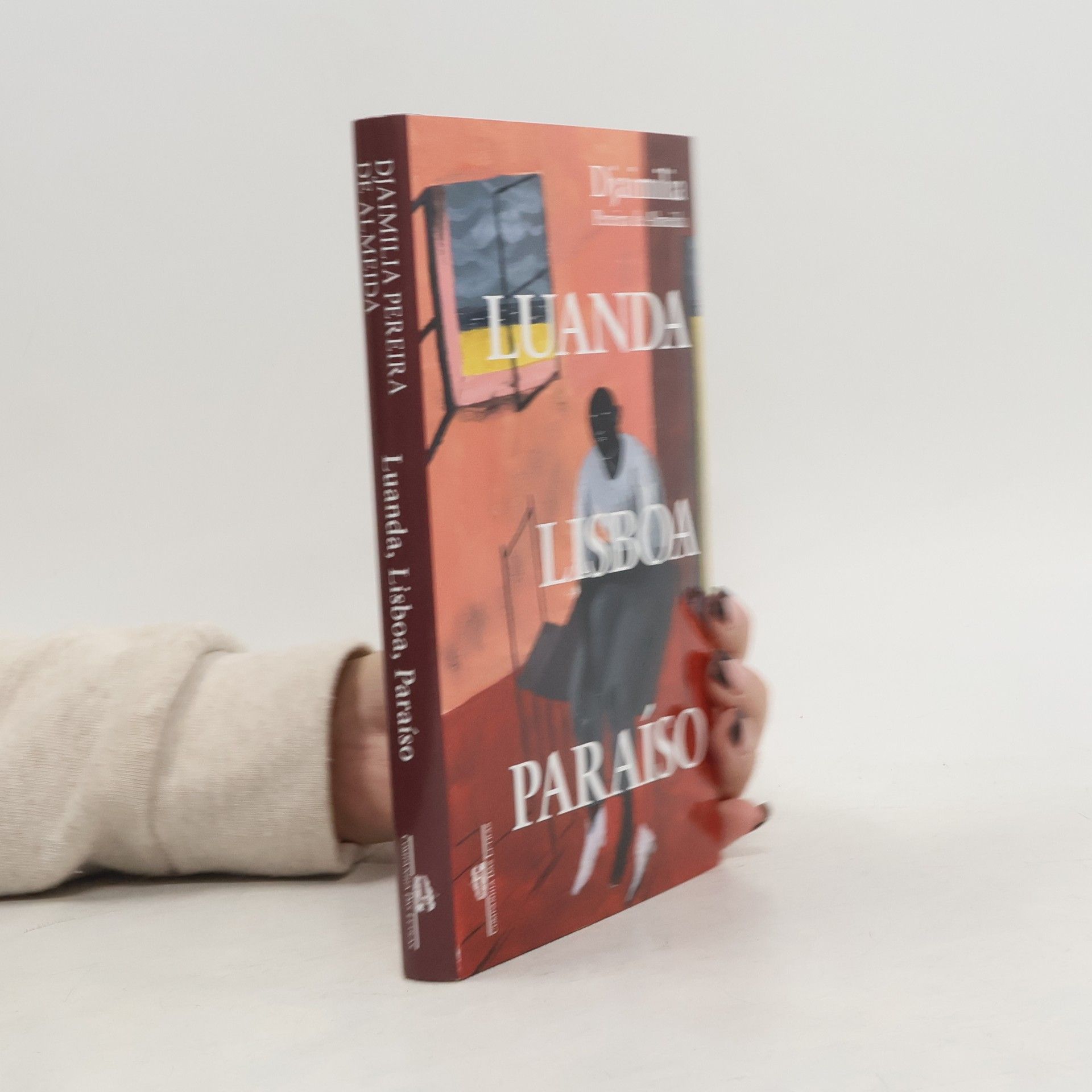 Djamila Pereira de Almeida Luanda, Lisboa, Paraíso