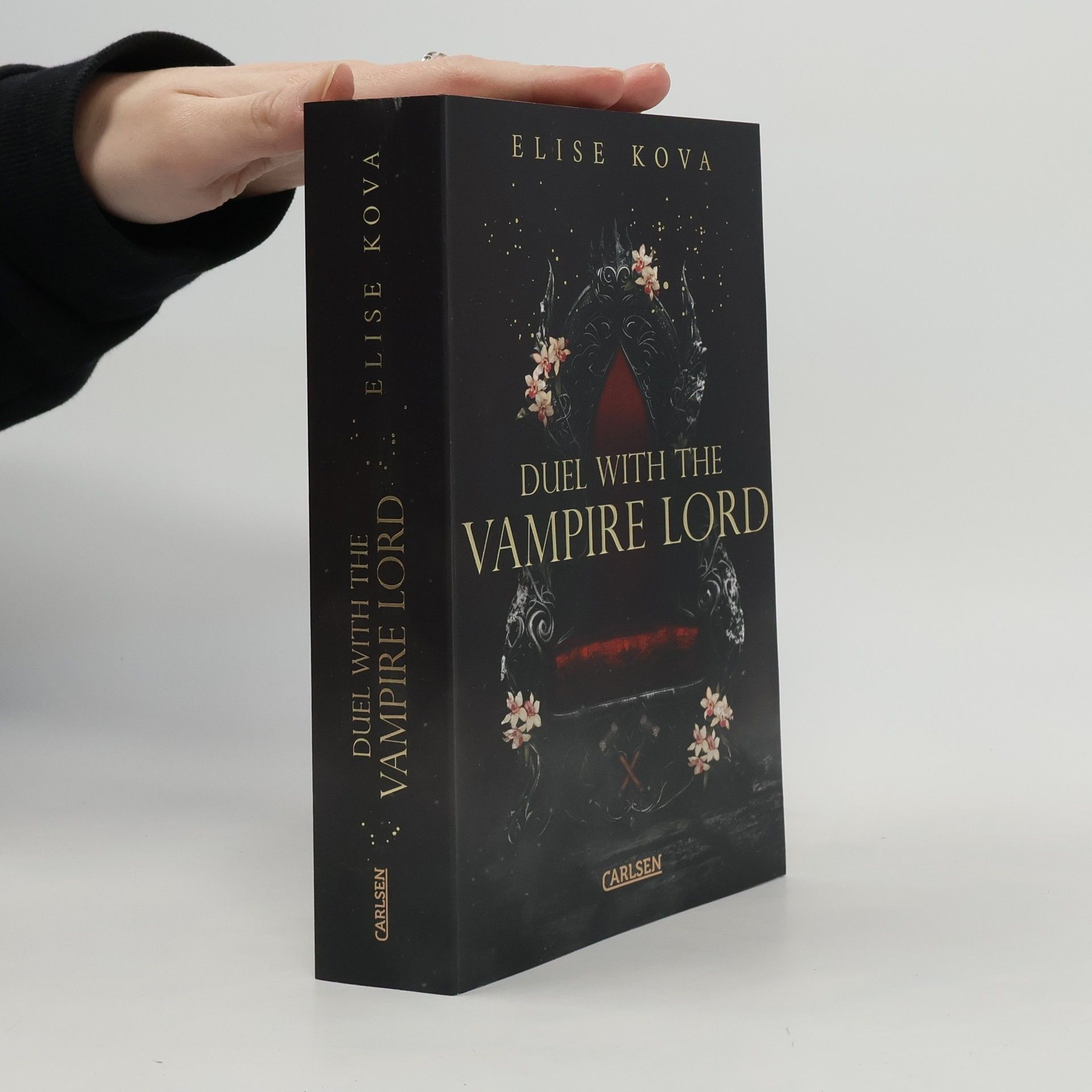 Elise Kova Married into Magic: Duel with the Vampire Lord