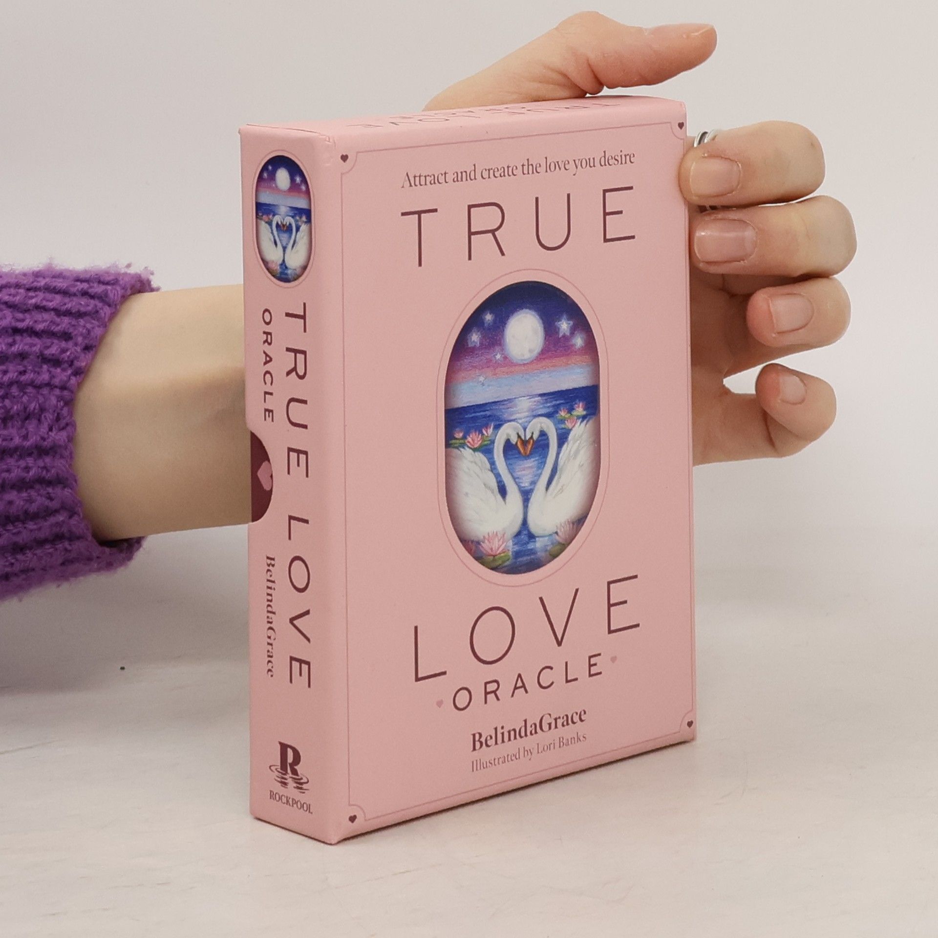 True Love Oracle: 36 Gilded Cards and 96-page Book