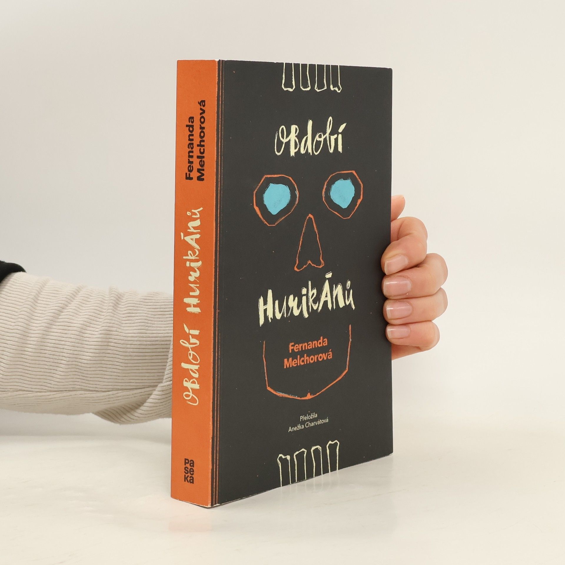 Fernanda Melchor Období hurikánů