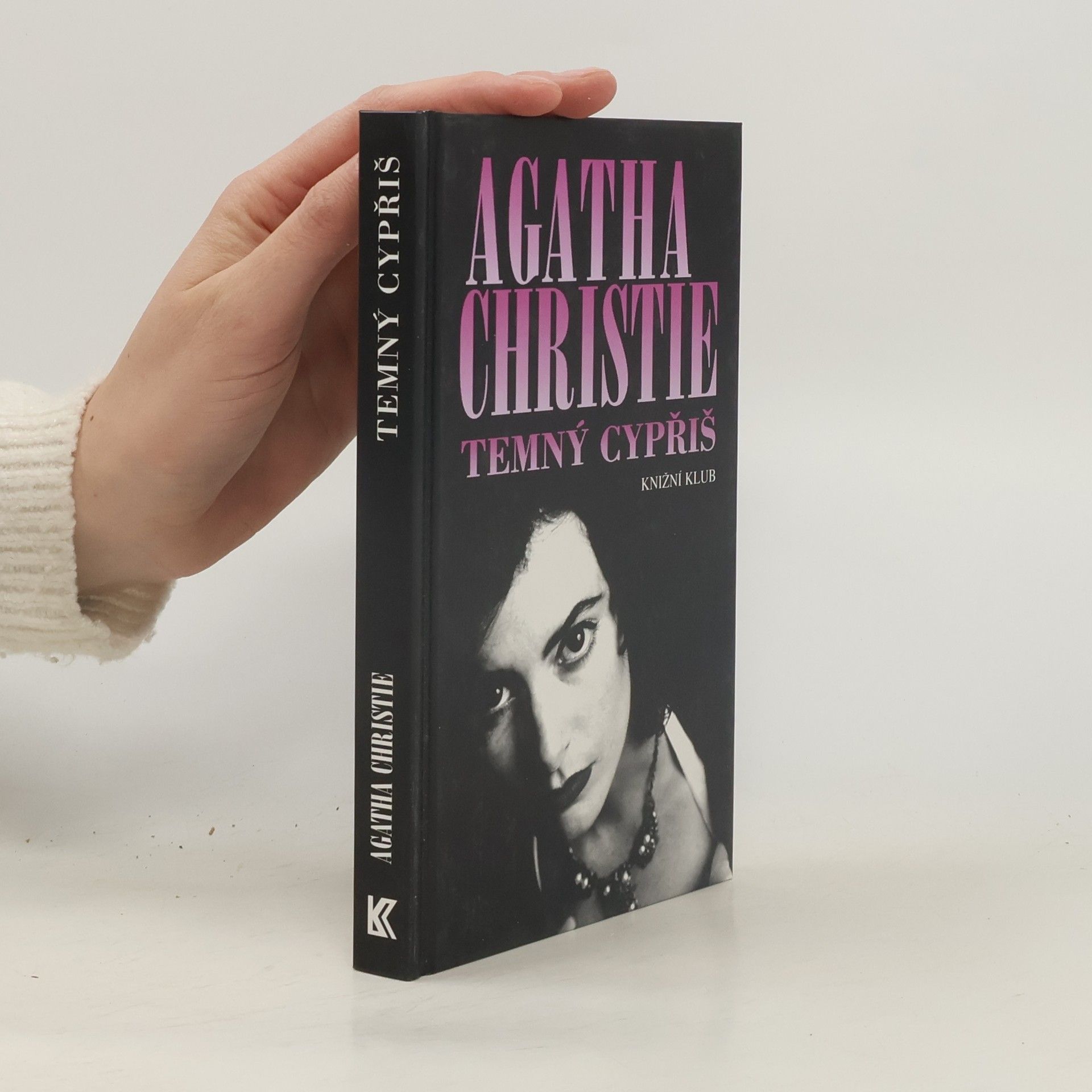 Agatha Christie Temný cypřiš