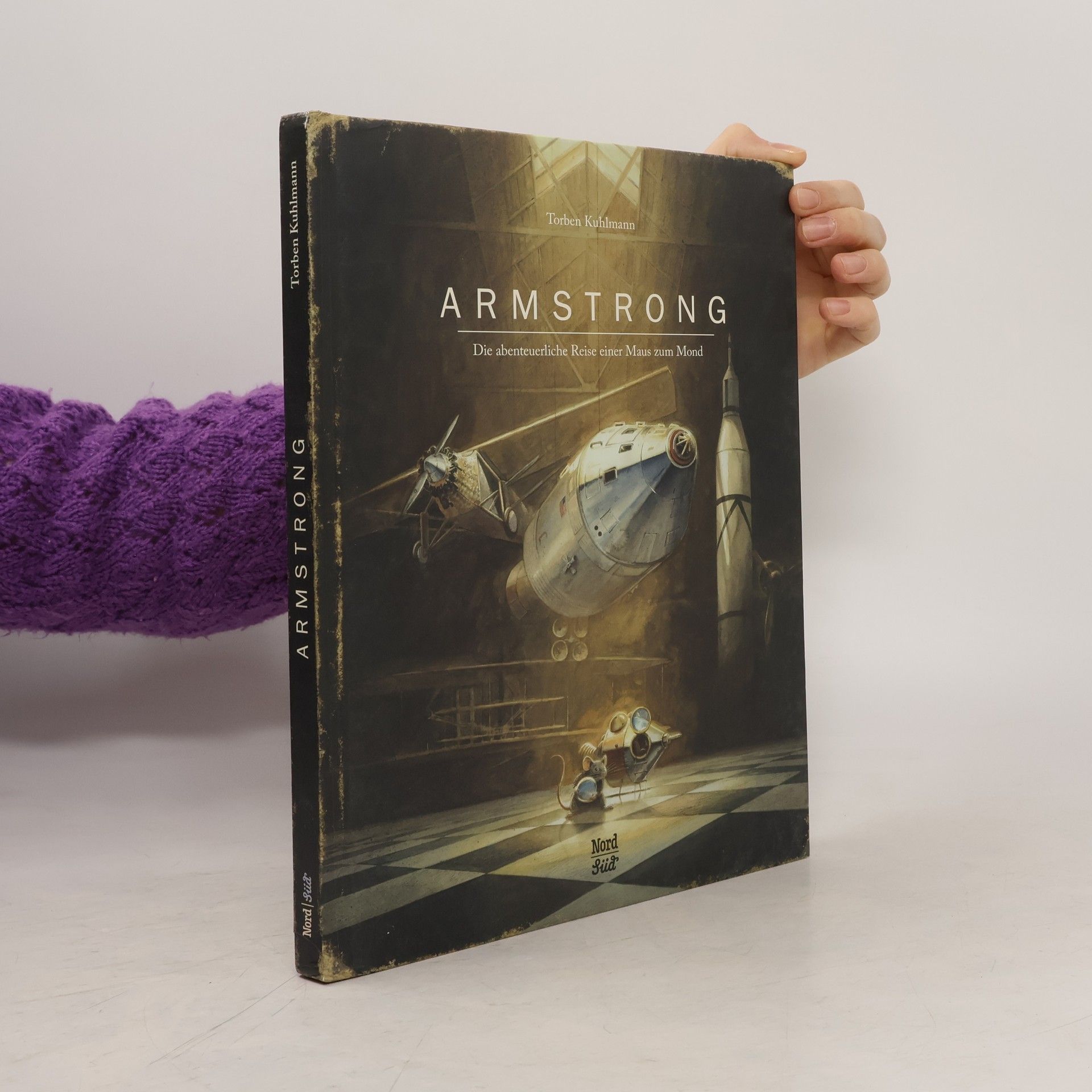 Torben Kuhlmann Armstrong: Die abenteuerliche Reise einer Maus zum Mond