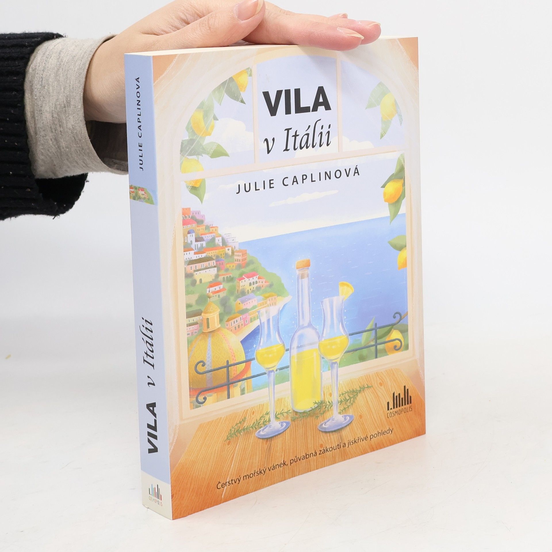 Julie Caplin Vila v Itálii