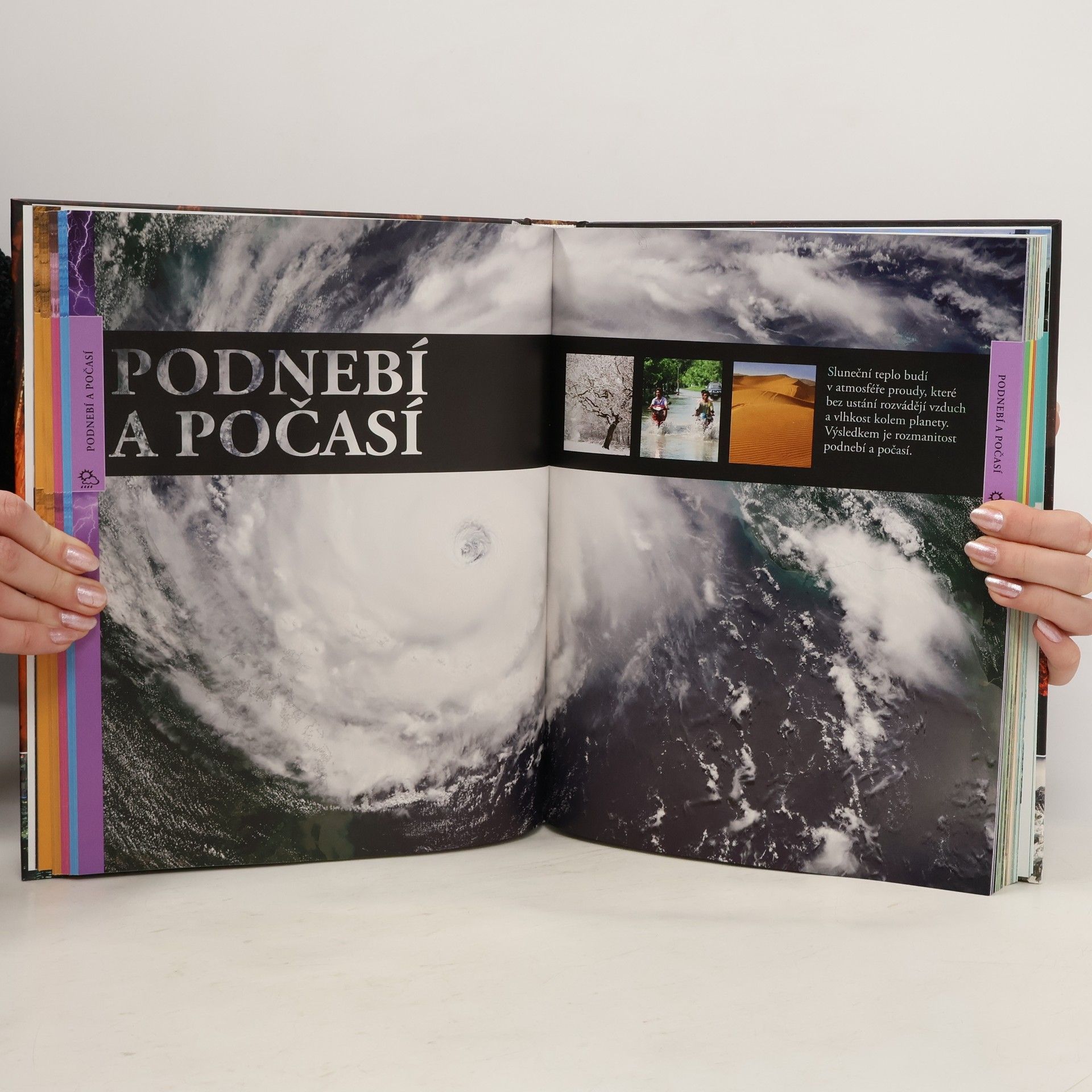 Autores varios Země. Dětská obrazová encyklopedie
