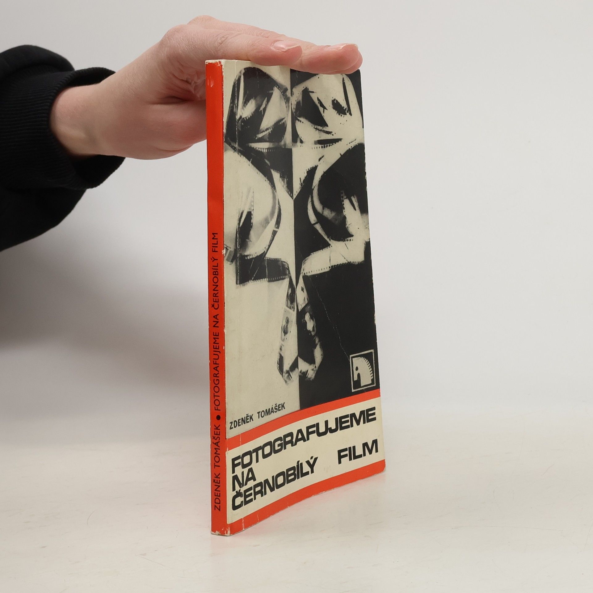 Zdeněk Tomášek Fotografujeme na černobílý film