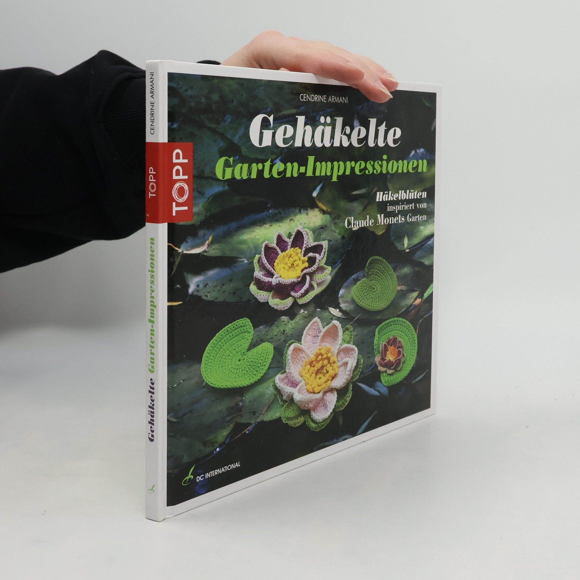 Cendrine Armani Gehäkelte Gartenimpressionen
