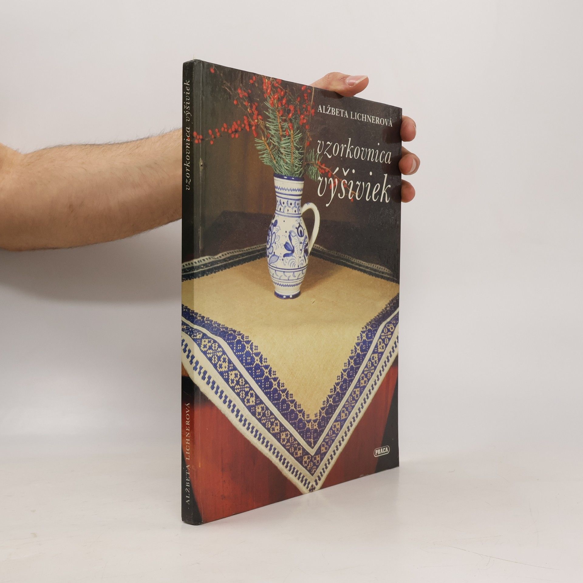 Vzorkovnica výšiviek