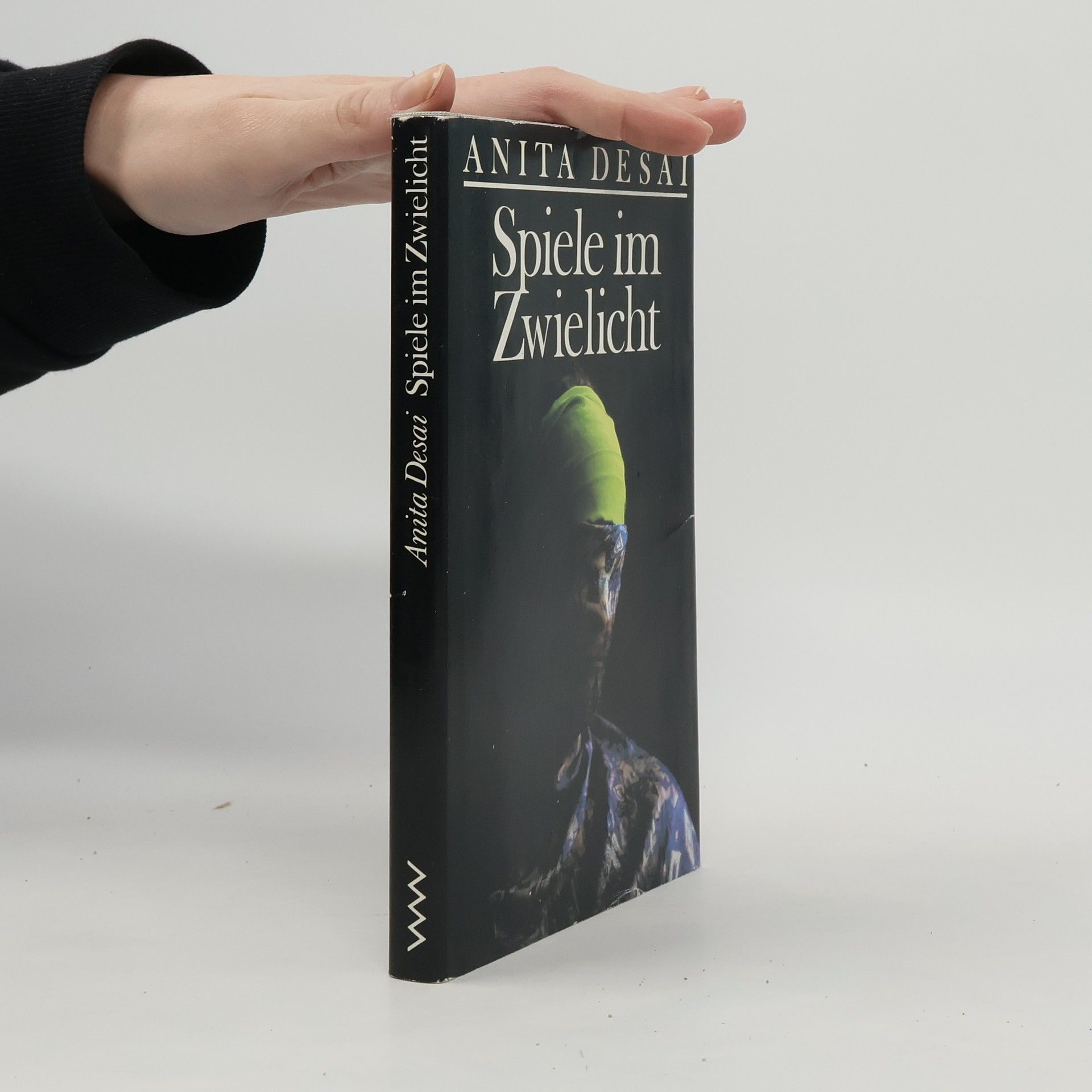 Anita Desai Spiele im Zwielicht