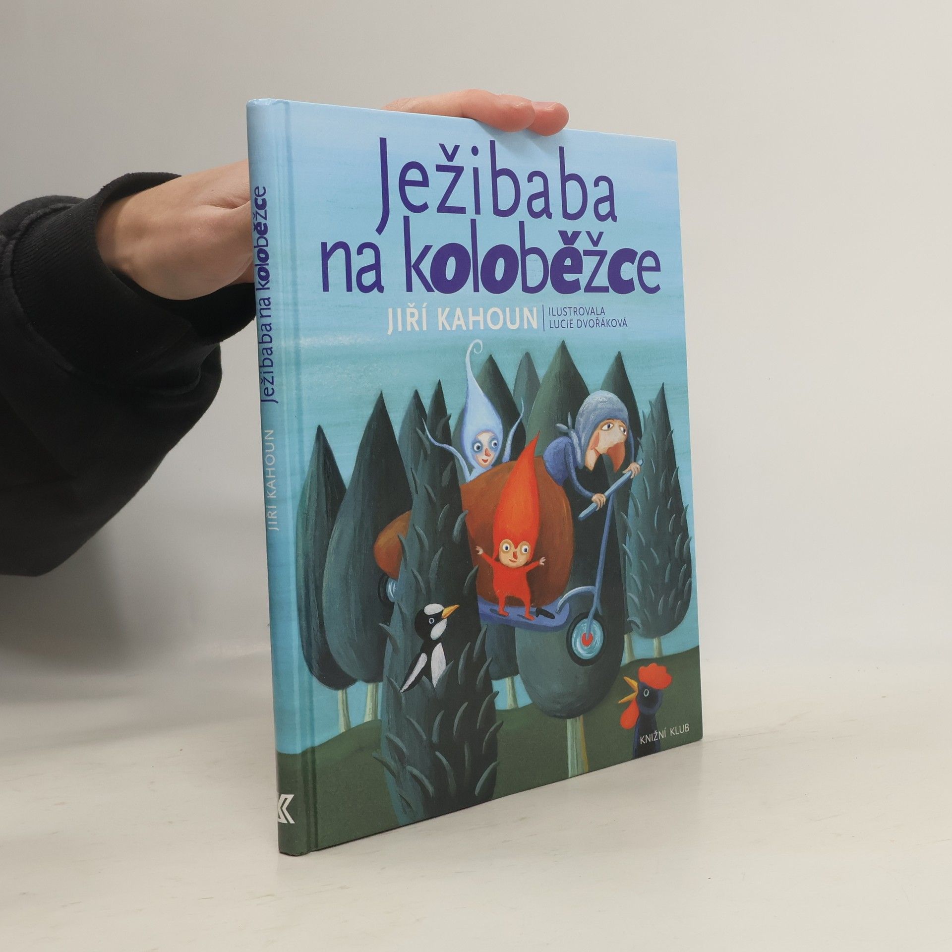 Ježibaba na koloběžce