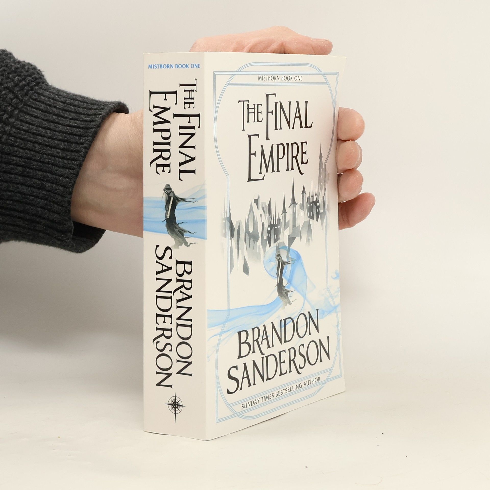 Brandon Sanderson The final empire : Mistborn book one
