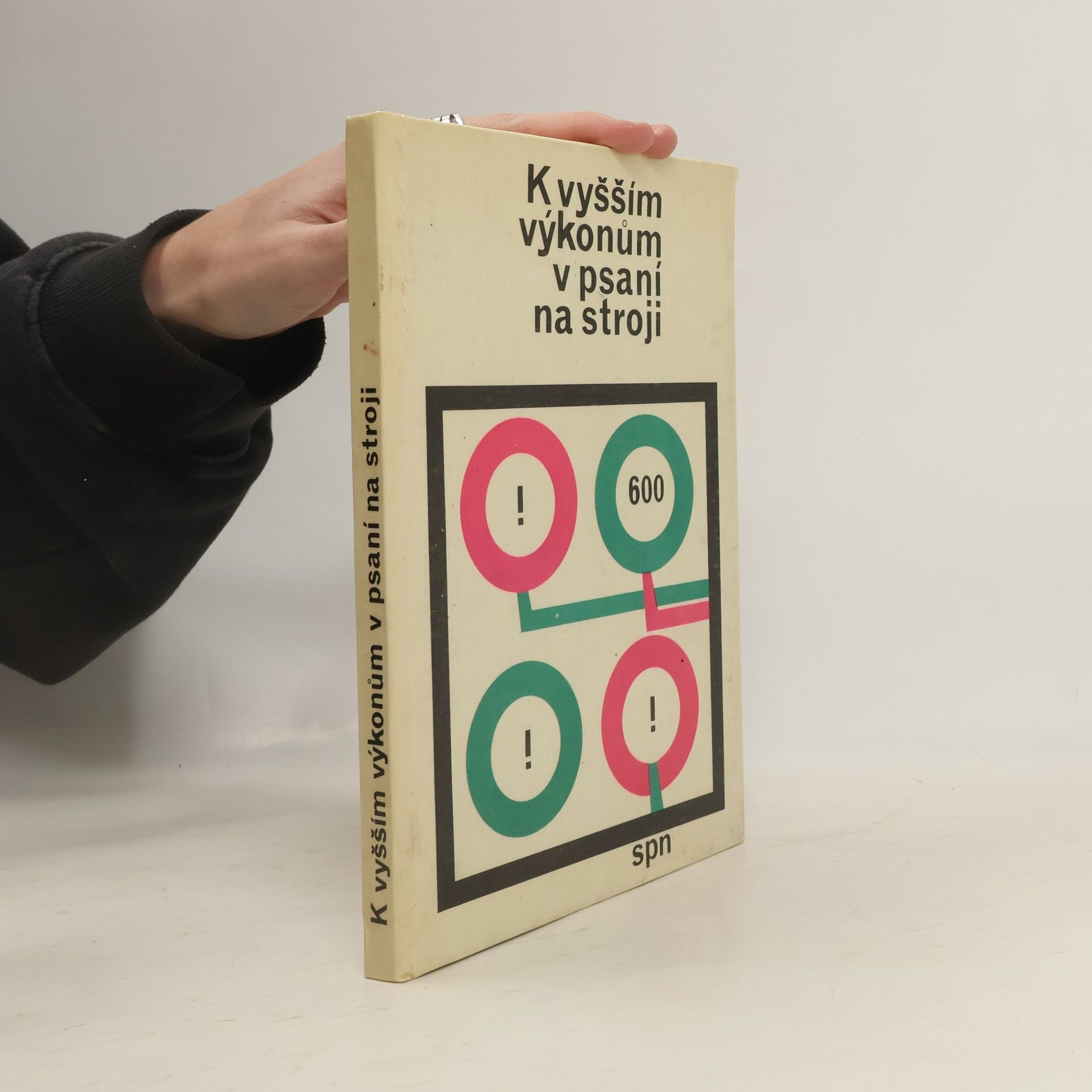 K vyšším výkonům v psaní na stroji