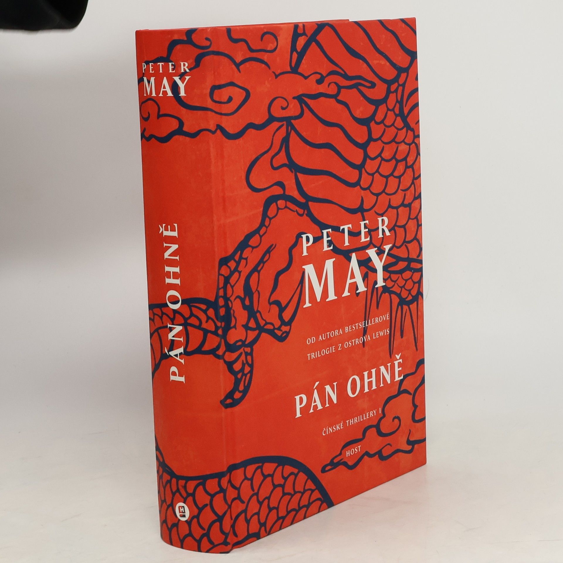 Peter May Pán ohně